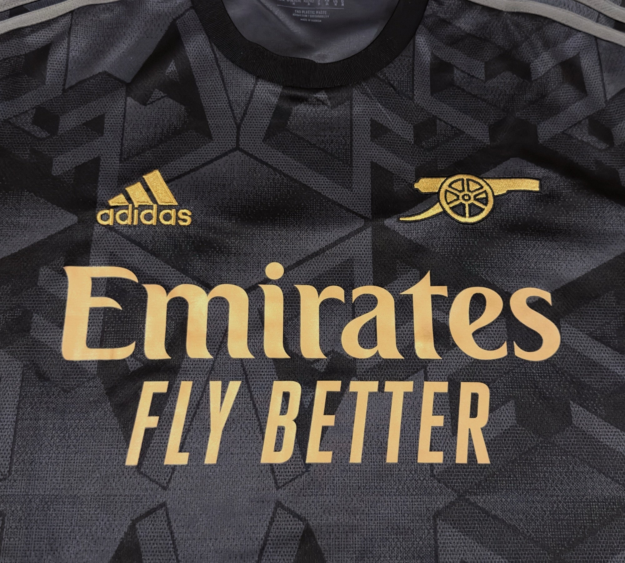 2022/23 Arsenal Away Jersey (M)