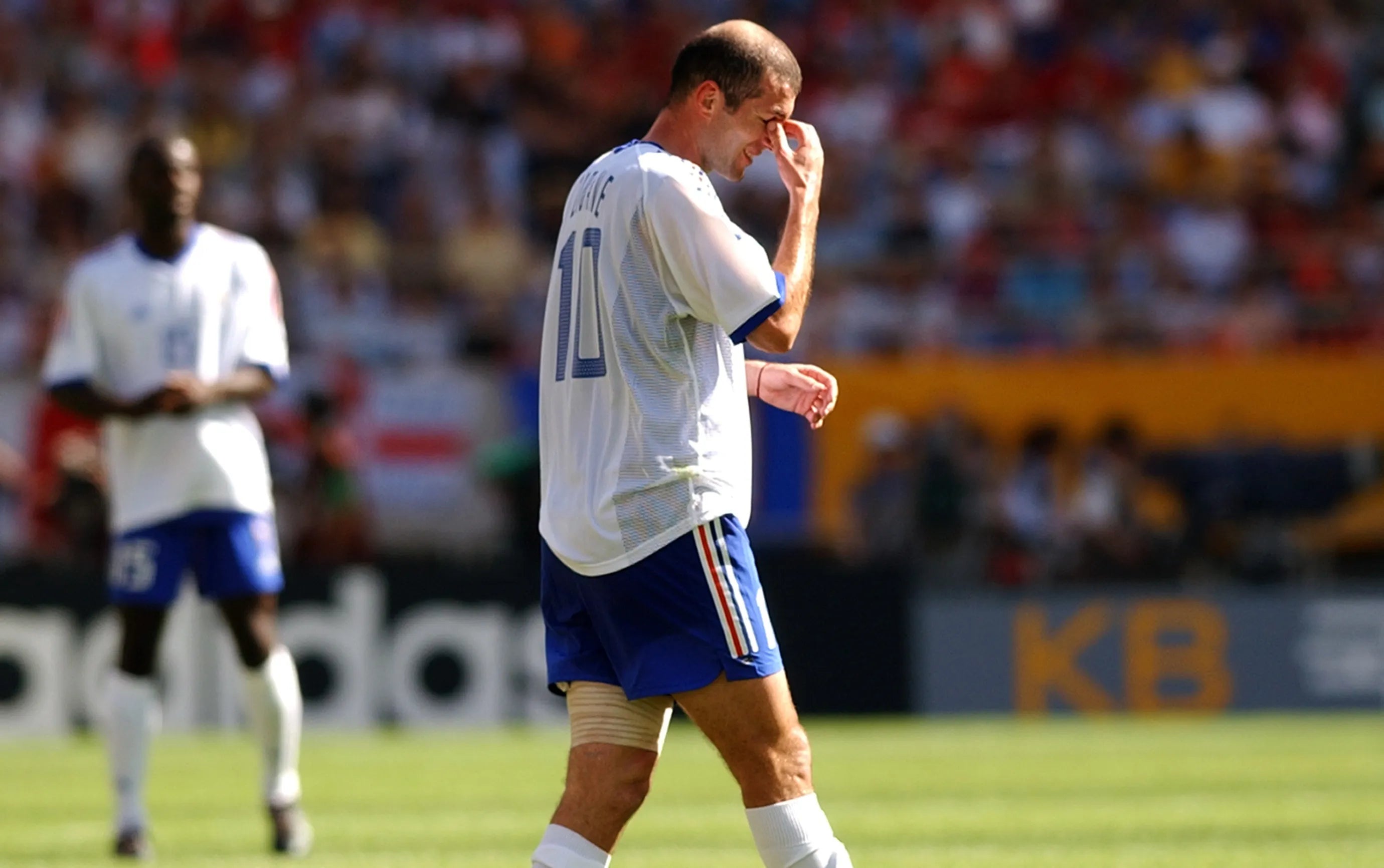 2002/03 France Away Jersey (M)