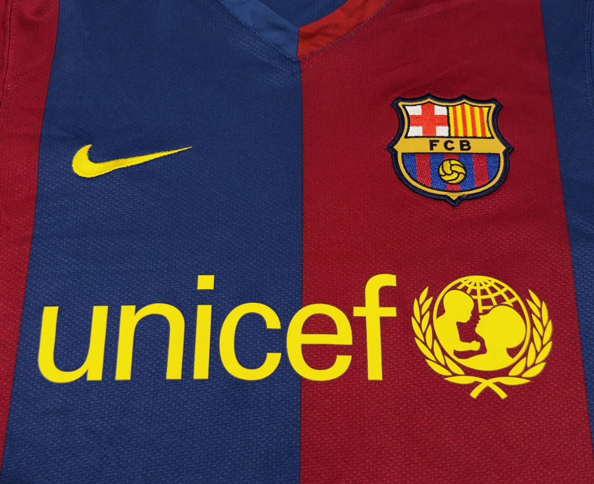 2006/07 Barcelona #6 XAVI Home Jersey (S)