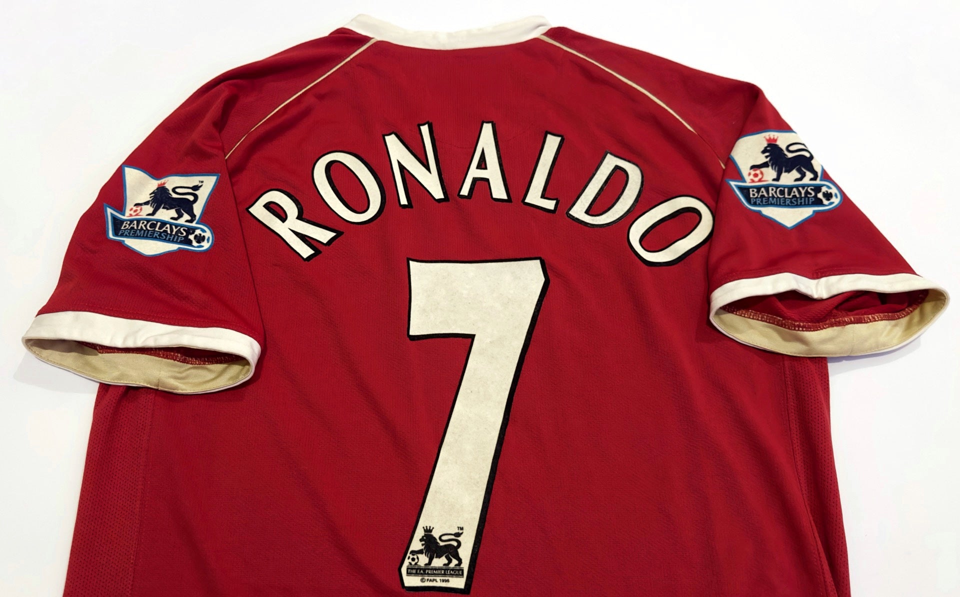 2006/07 Man Utd #7 RONALDO Home Jersey (M)