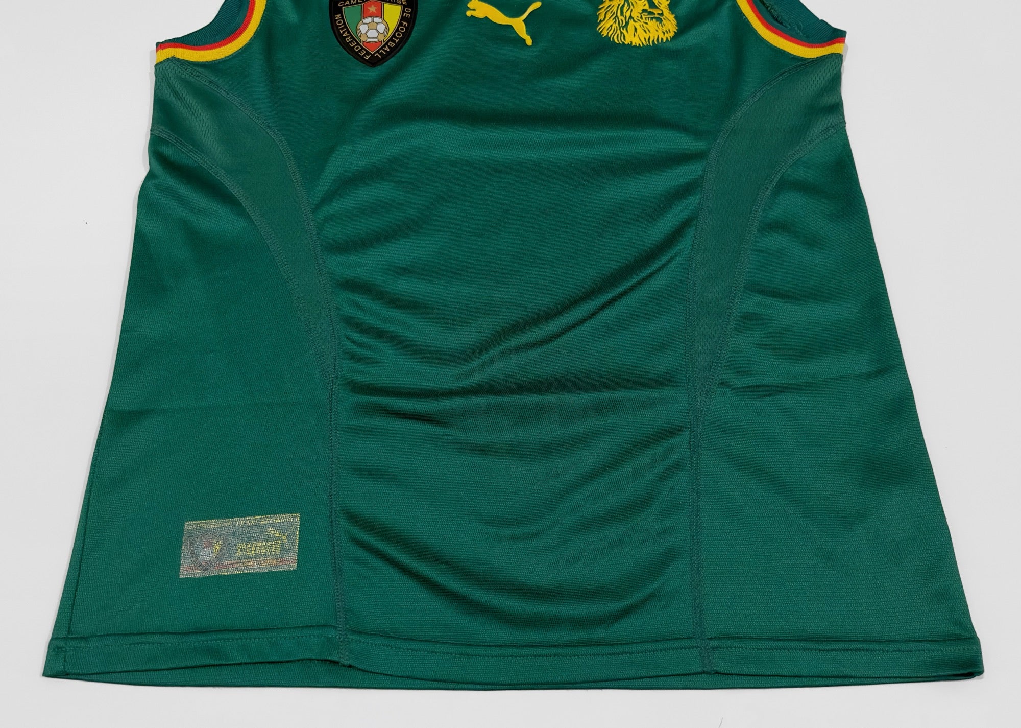 2002 Cameroon Home Jersey (M)