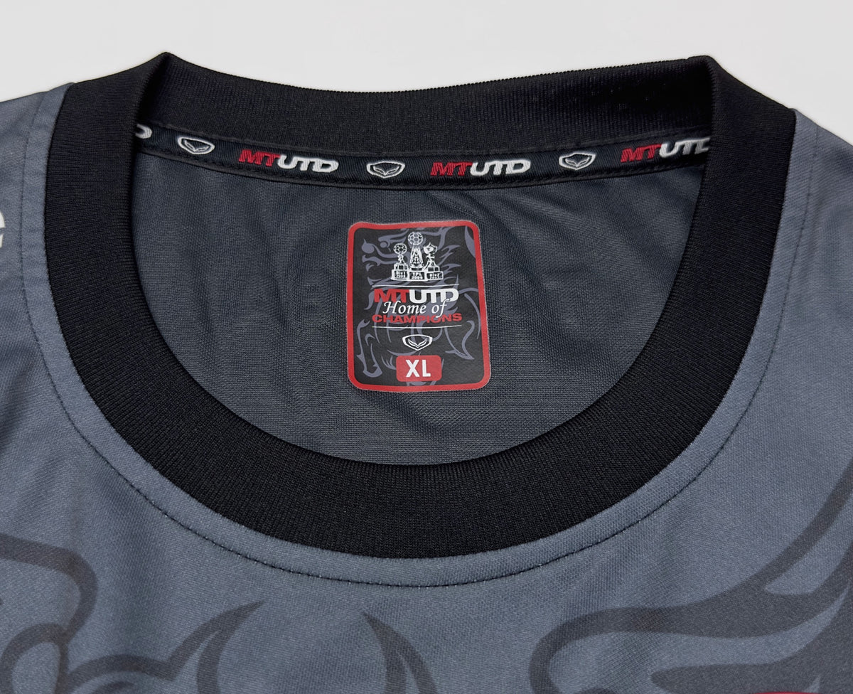 2015 SCG Muangthong United #1 KAWIN GK Jersey (XL)