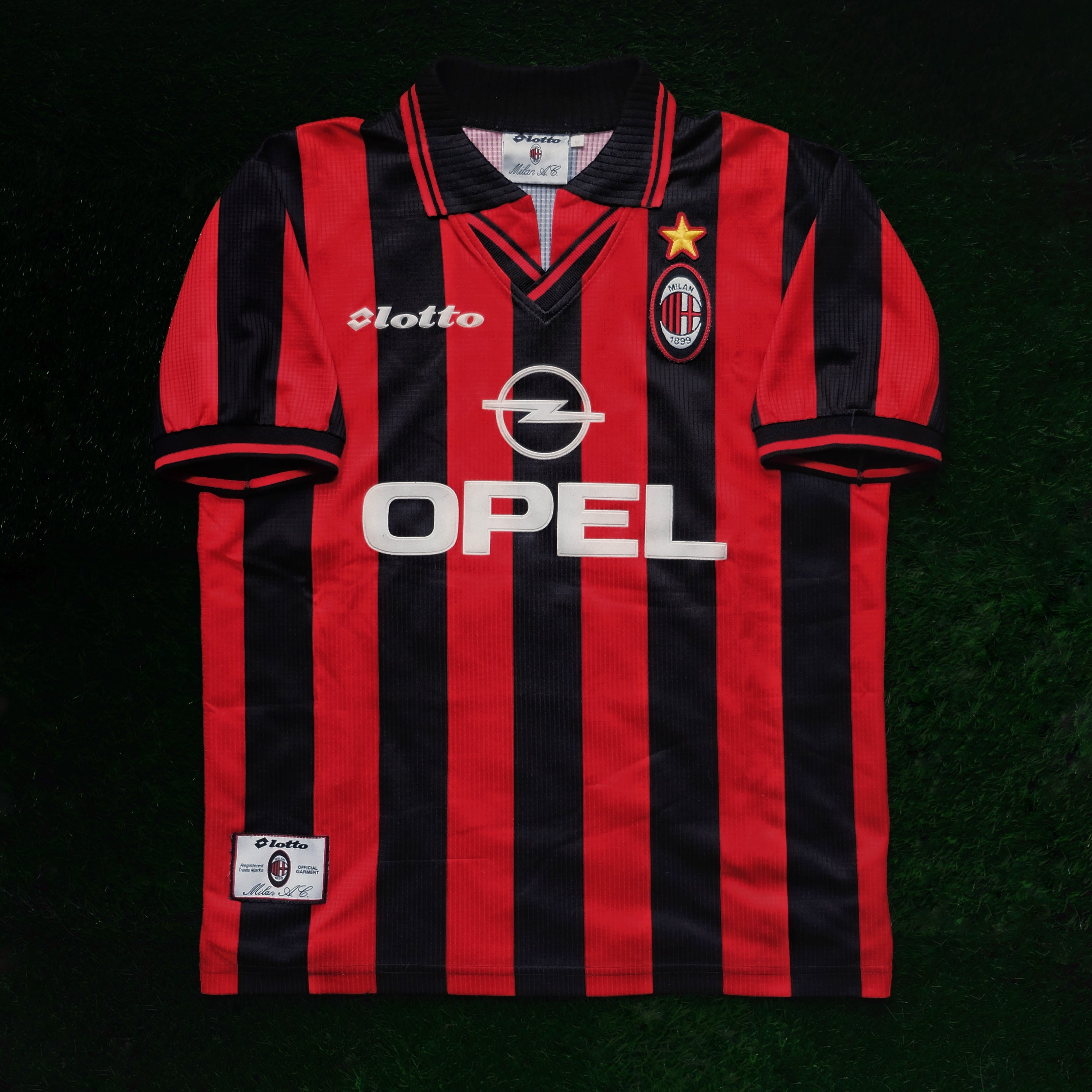 1997/98 AC Milan Home Jersey (M)