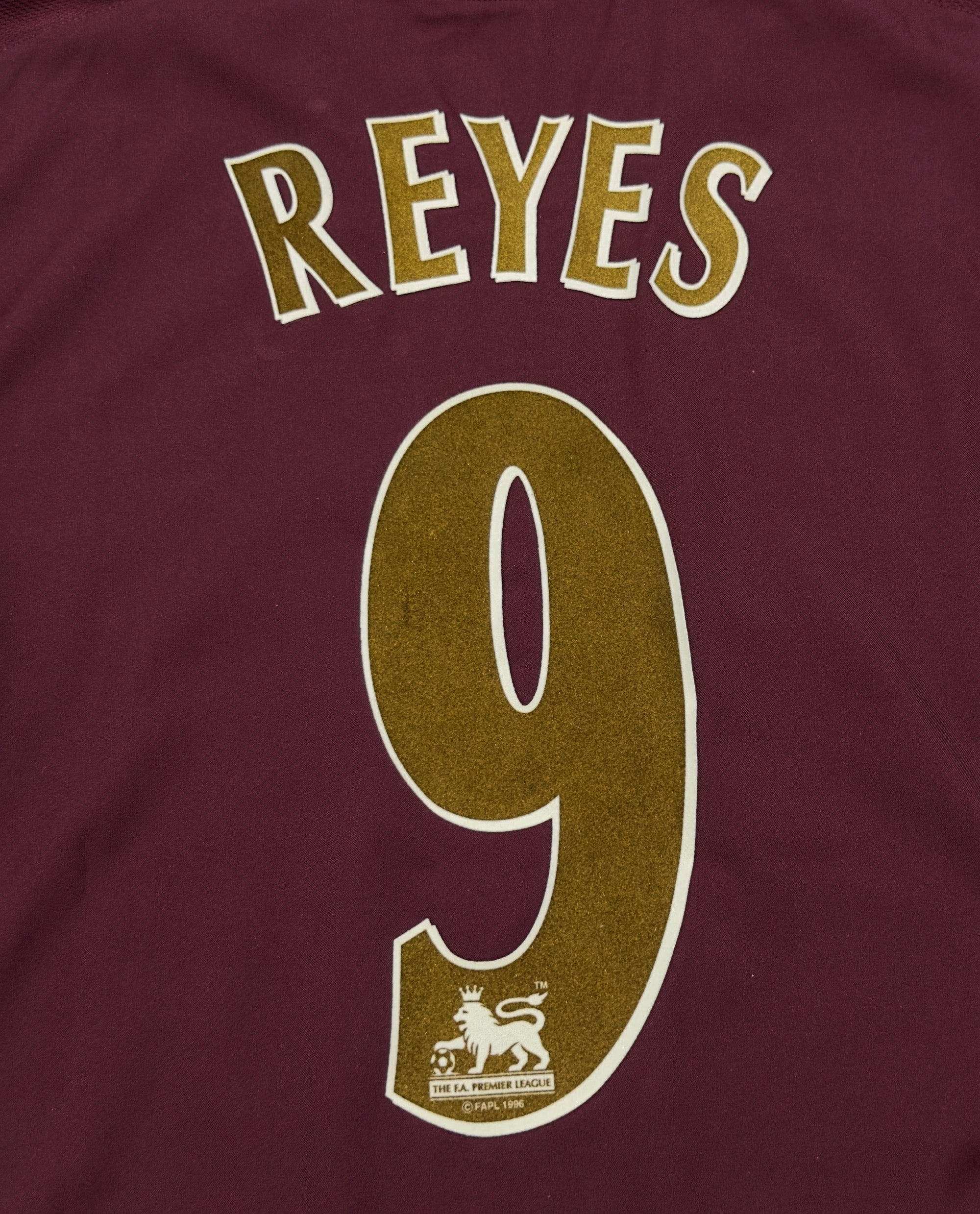 2005/06 Arsenal #9 REYES Home Jersey (L)