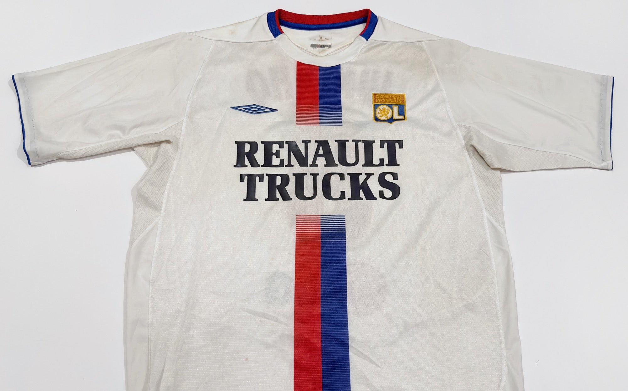 2004/06 Olympique Lyonnais #8 Juninho Home Jersey (XL)