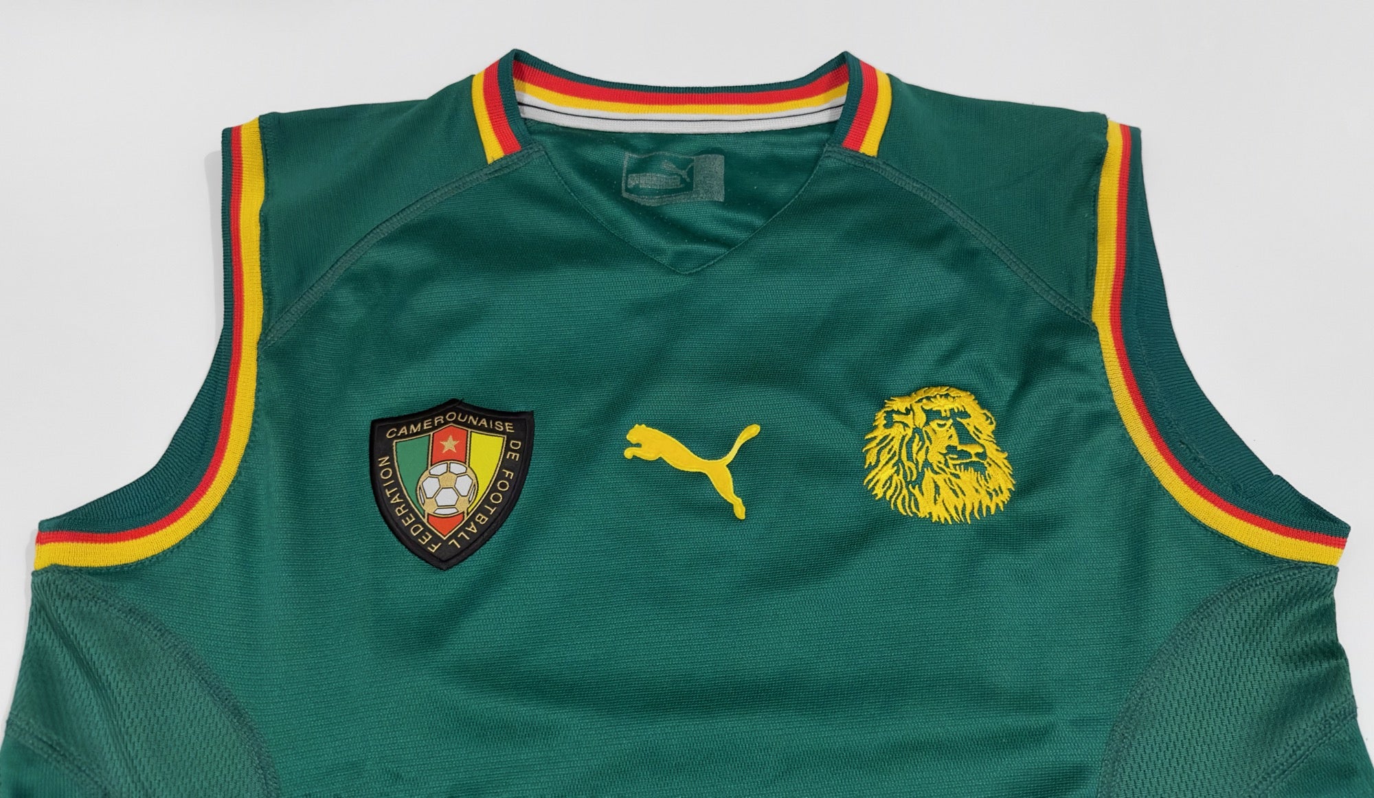 2002 Cameroon Home Jersey (M)