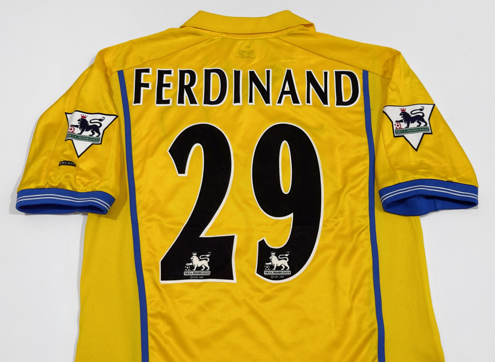 2000/02 Leeds United #29 FERDINAND Away Jersey (S)
