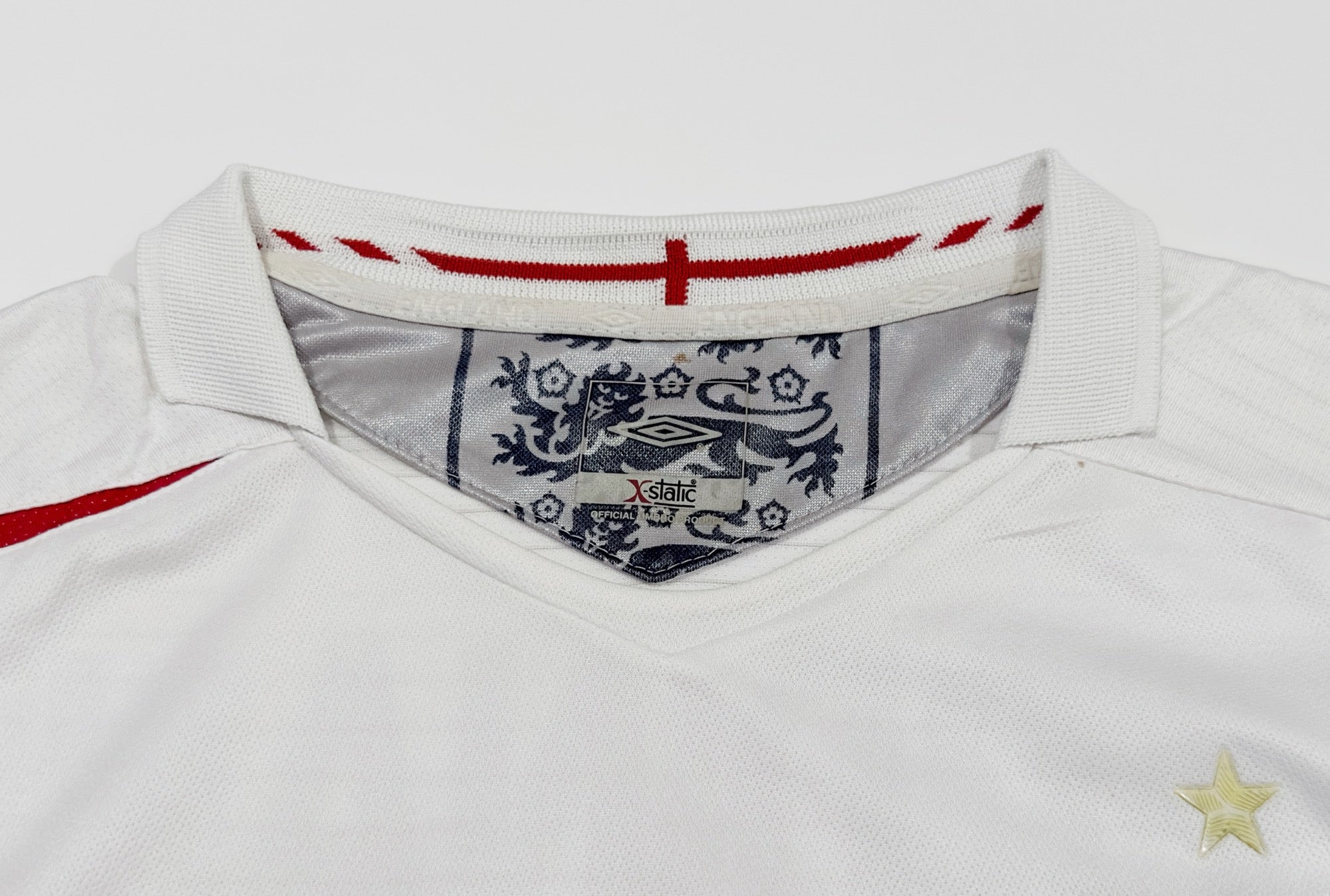 2005/07 England #5 FERDINAND Home Jersey (XL)