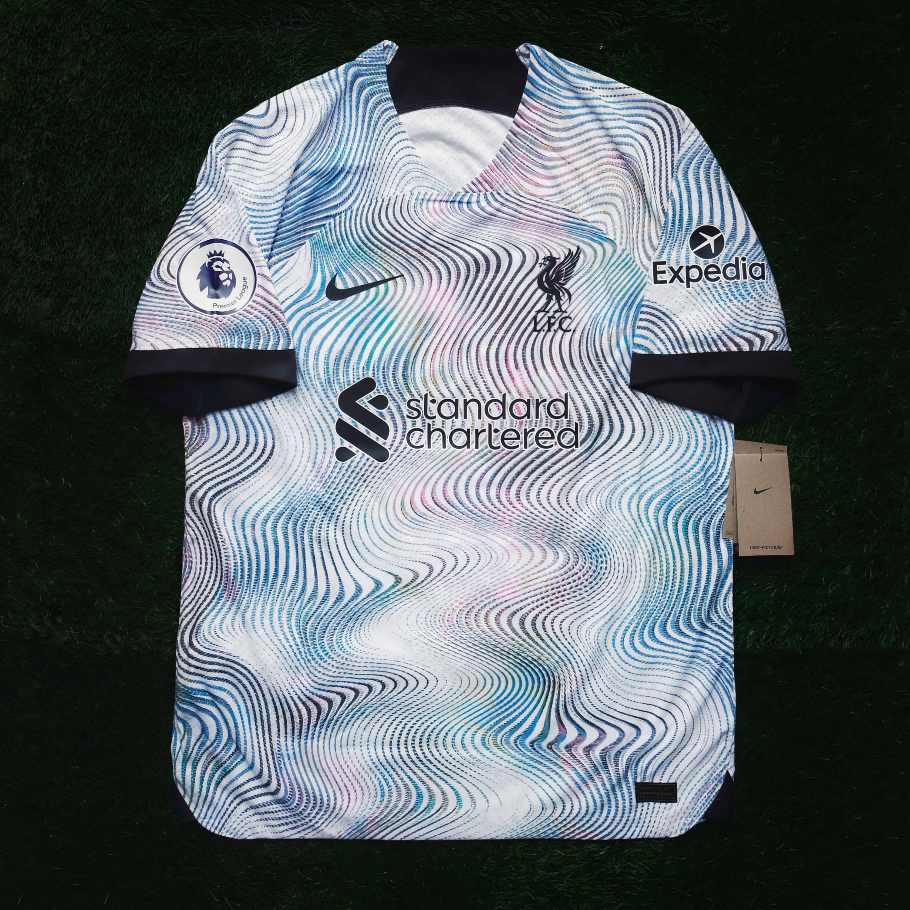 2022/23 Liverpool Away Jersey (L)