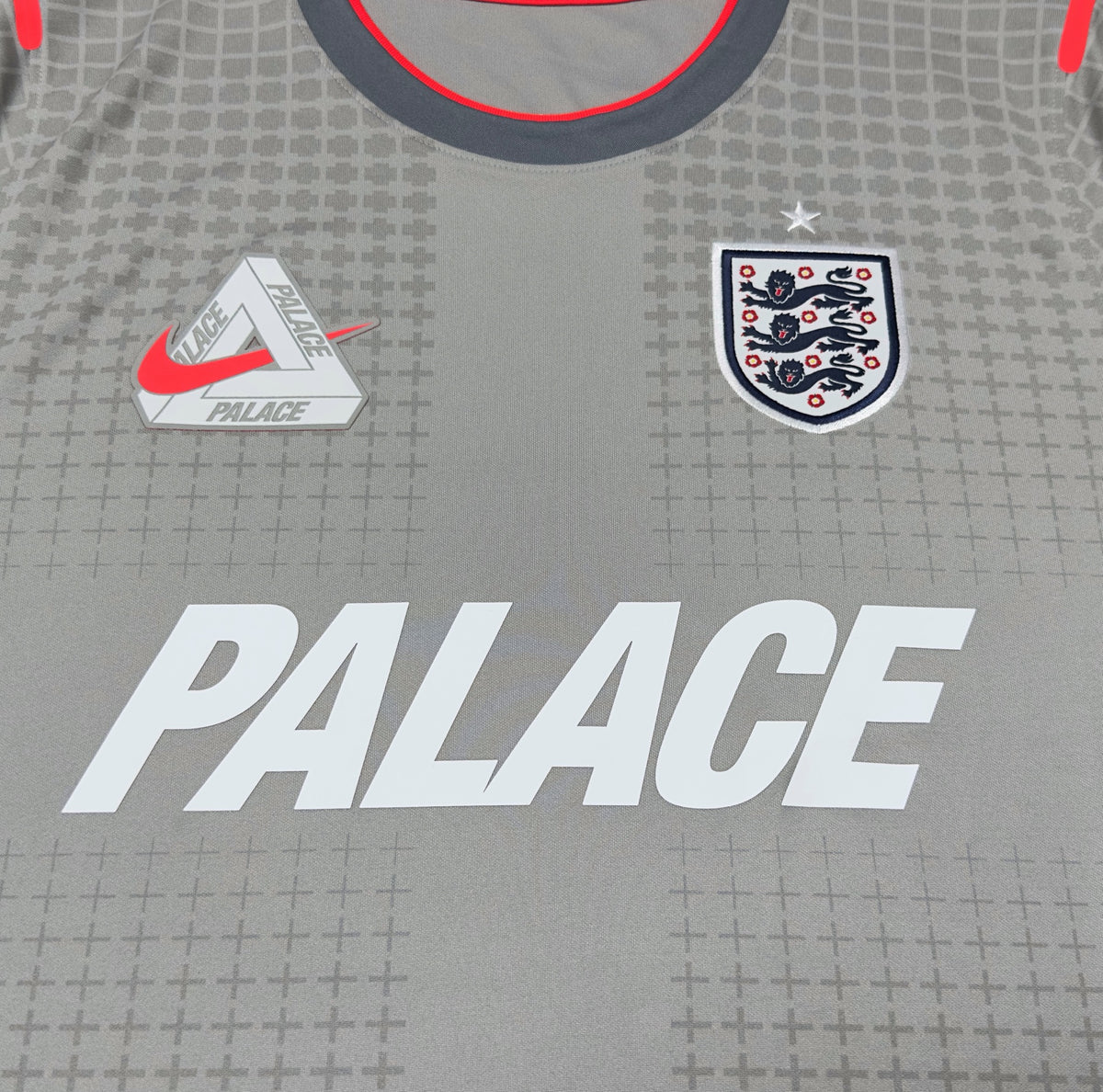 Nike x Palace England 2026 Pre-Match Jersey (L)