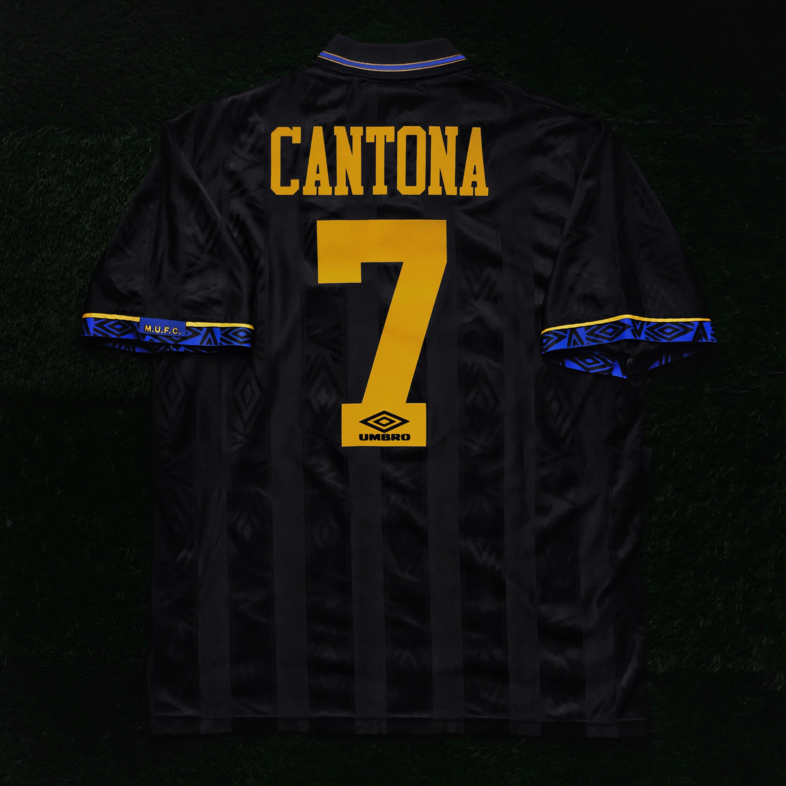 1993/95 Man Utd #7 CANTONA Away Jersey (L)