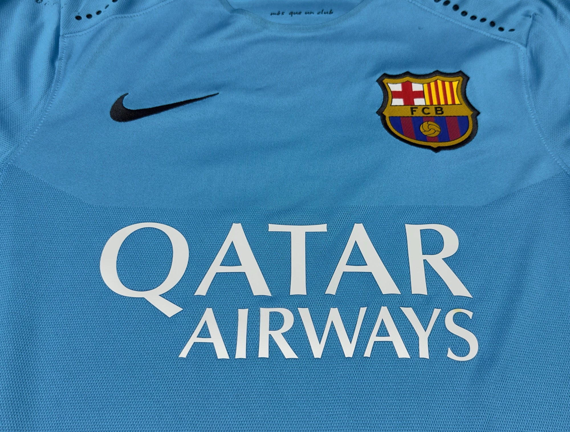 2015/16 Barcelona #11 NEYMAR JR Third Jersey (S)