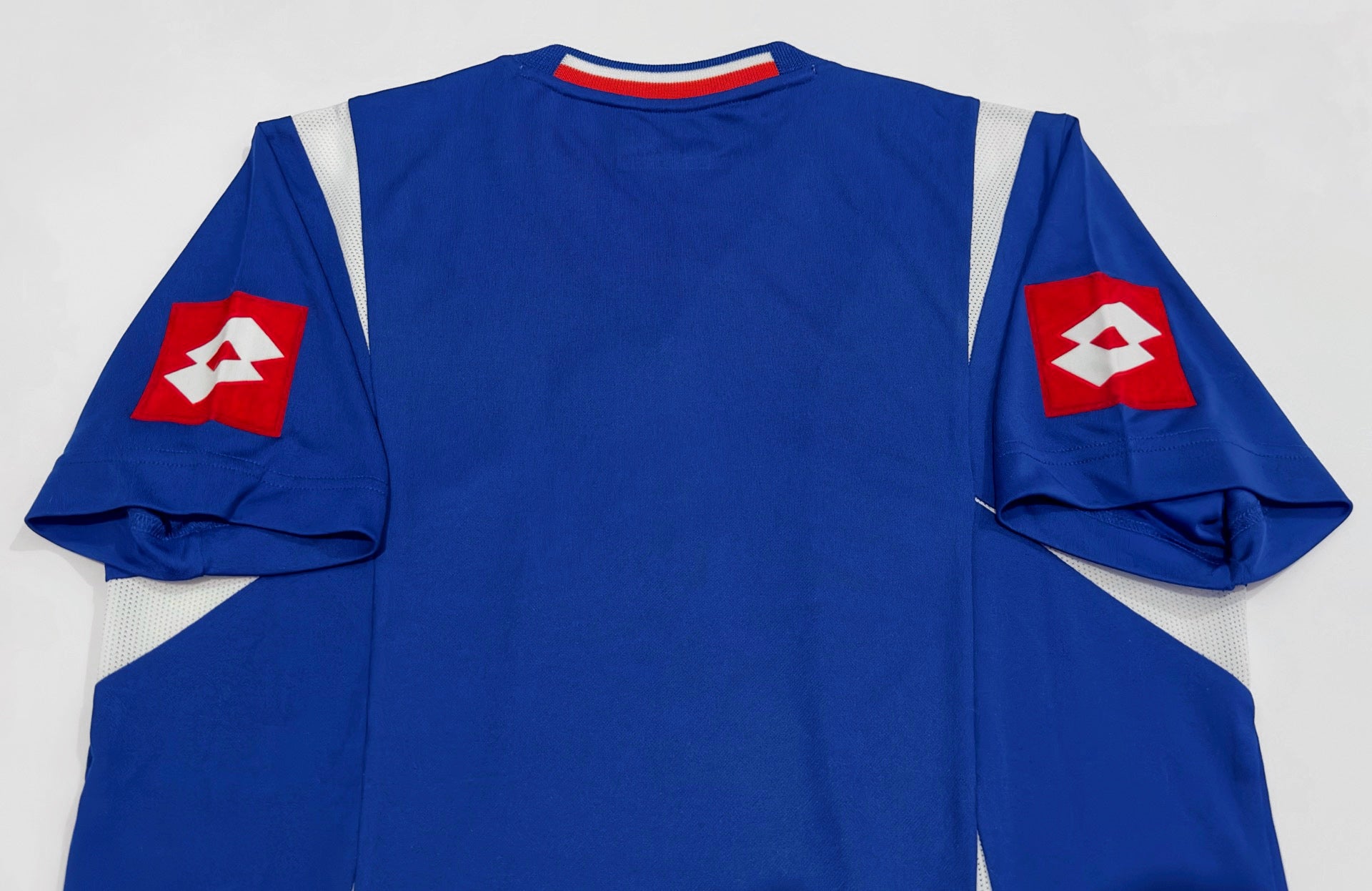 2006 Serbia and Montenegro Home Jersey (M)