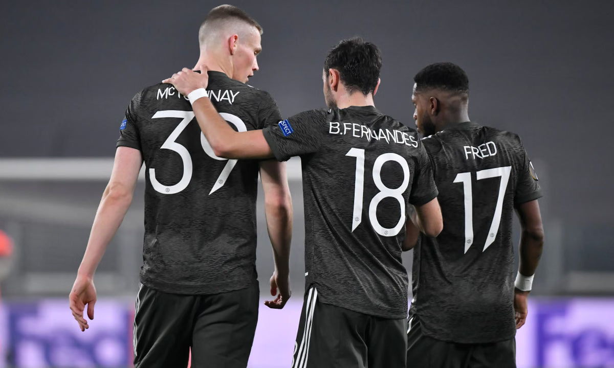 2020/21 Man Utd #18 B. FERNANDES Away Jersey (XL)