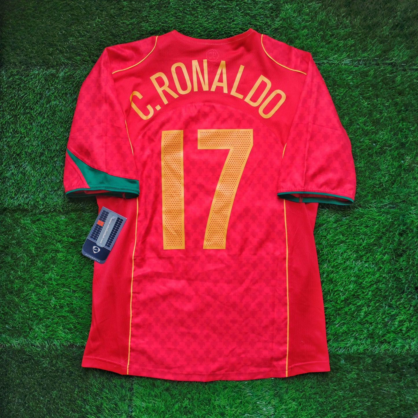 2004/05 Portugal #17 C.RONALDO Home Jersey (M)