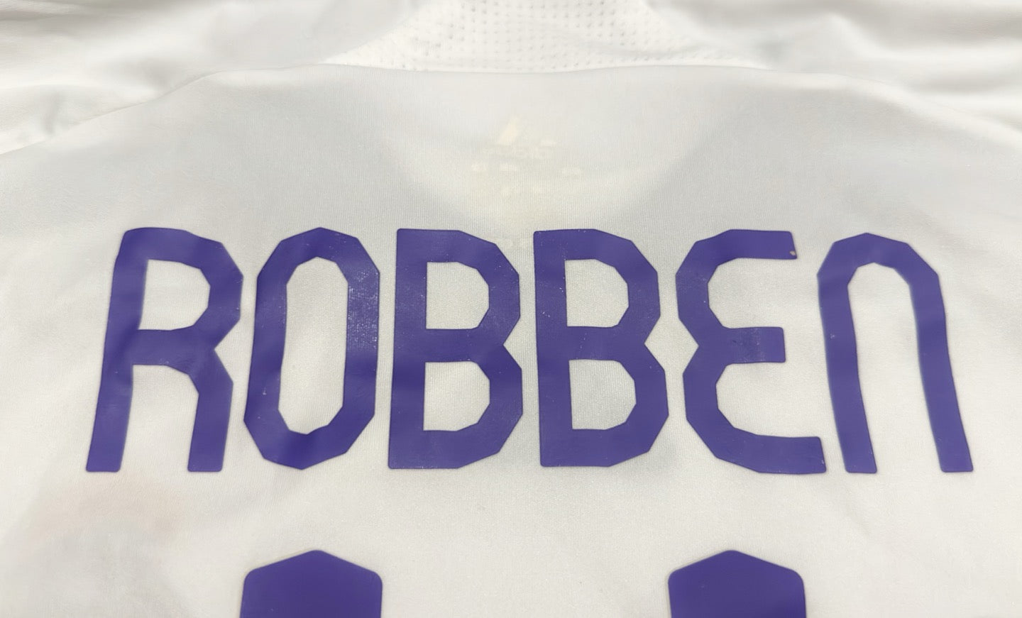 2007/08 Real Madrid #11 ROBBEN Home Jersey (M) L/S