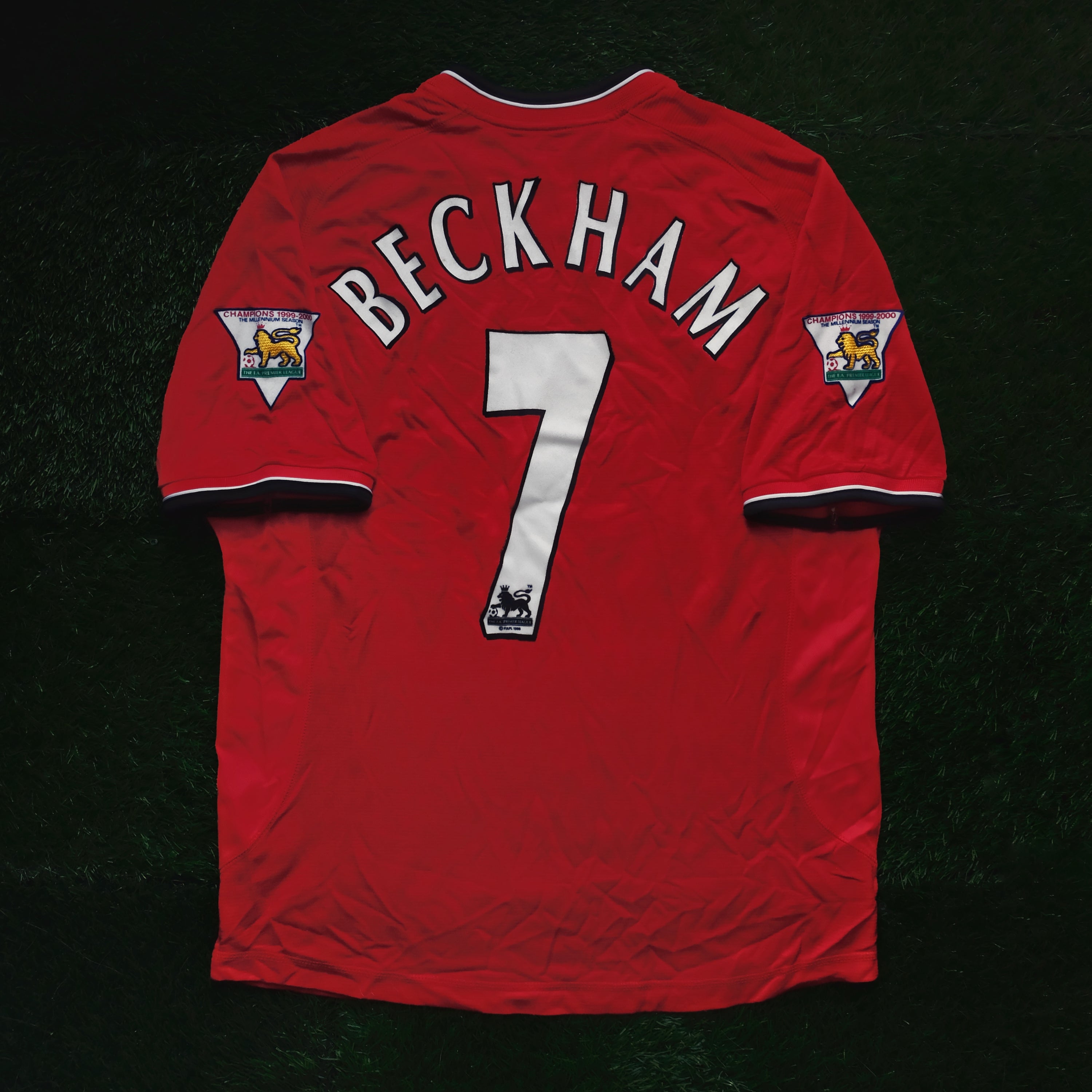 2000/02 Man Utd #7 BECKHAM Home Jersey (M)