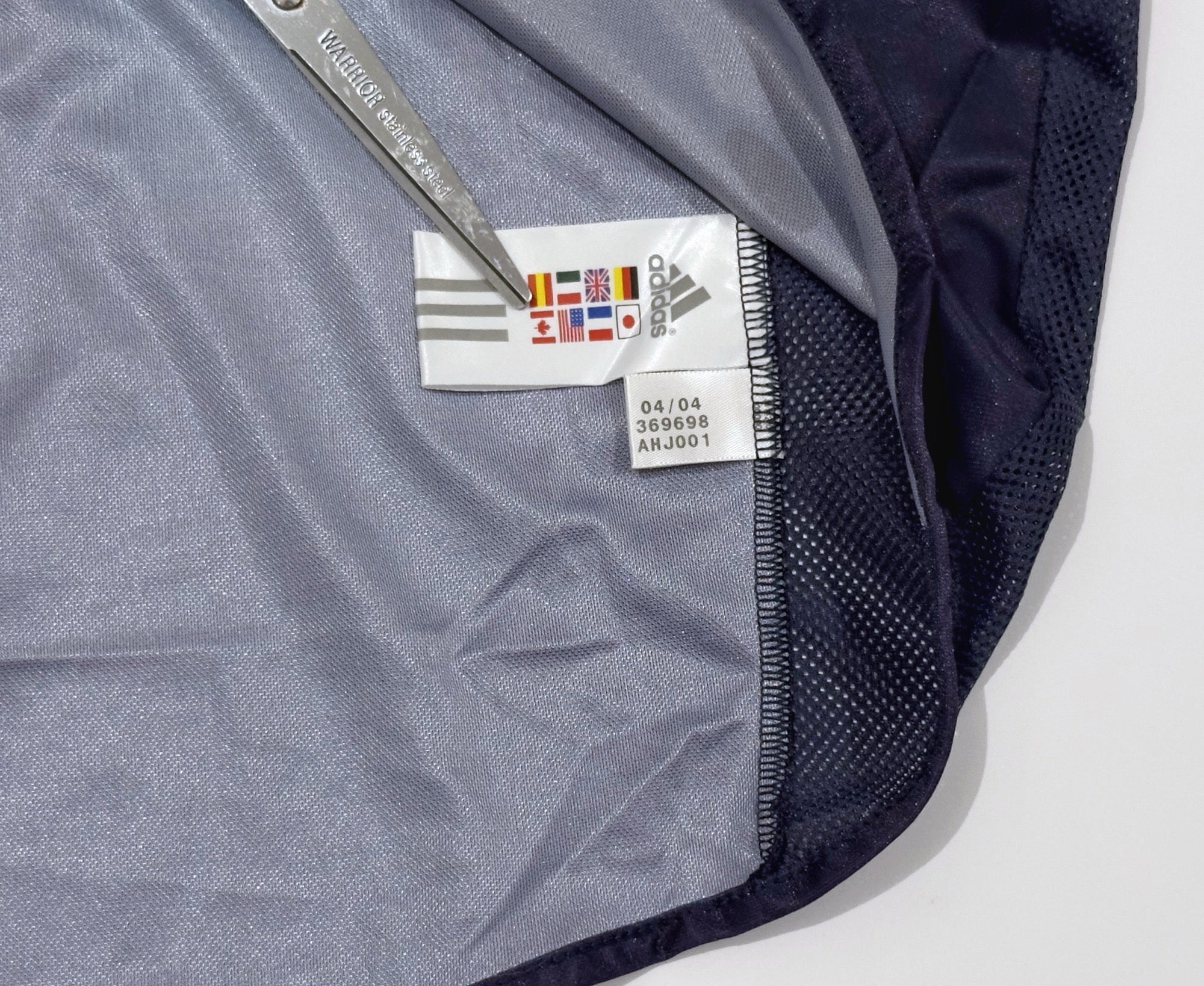 2004/05 Newcastle #4 BUTT Away Jersey (XL)