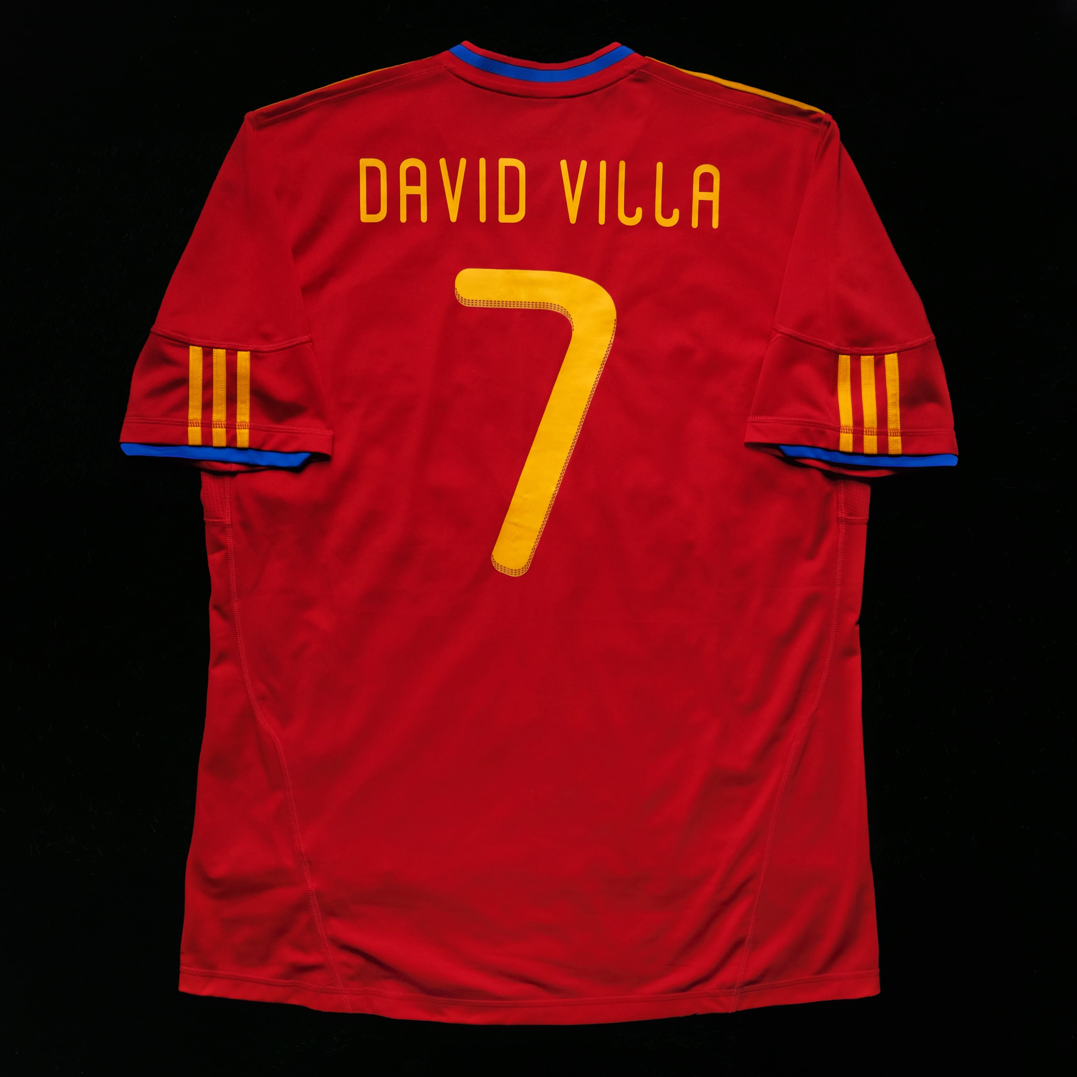 David Villa – Double Kick Football | retro. classic. vintage.