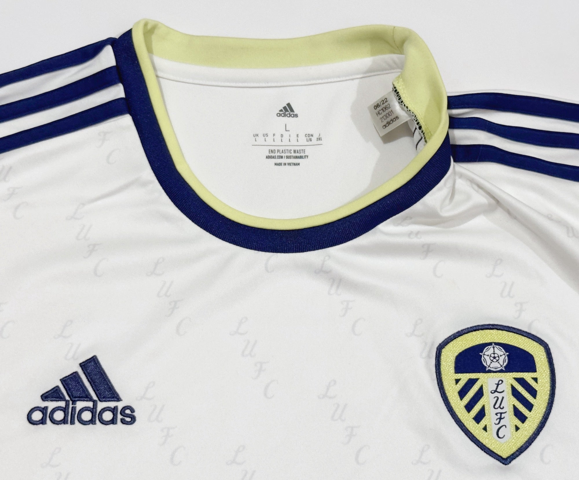 2022/23 Leeds United Home Jersey (L)
