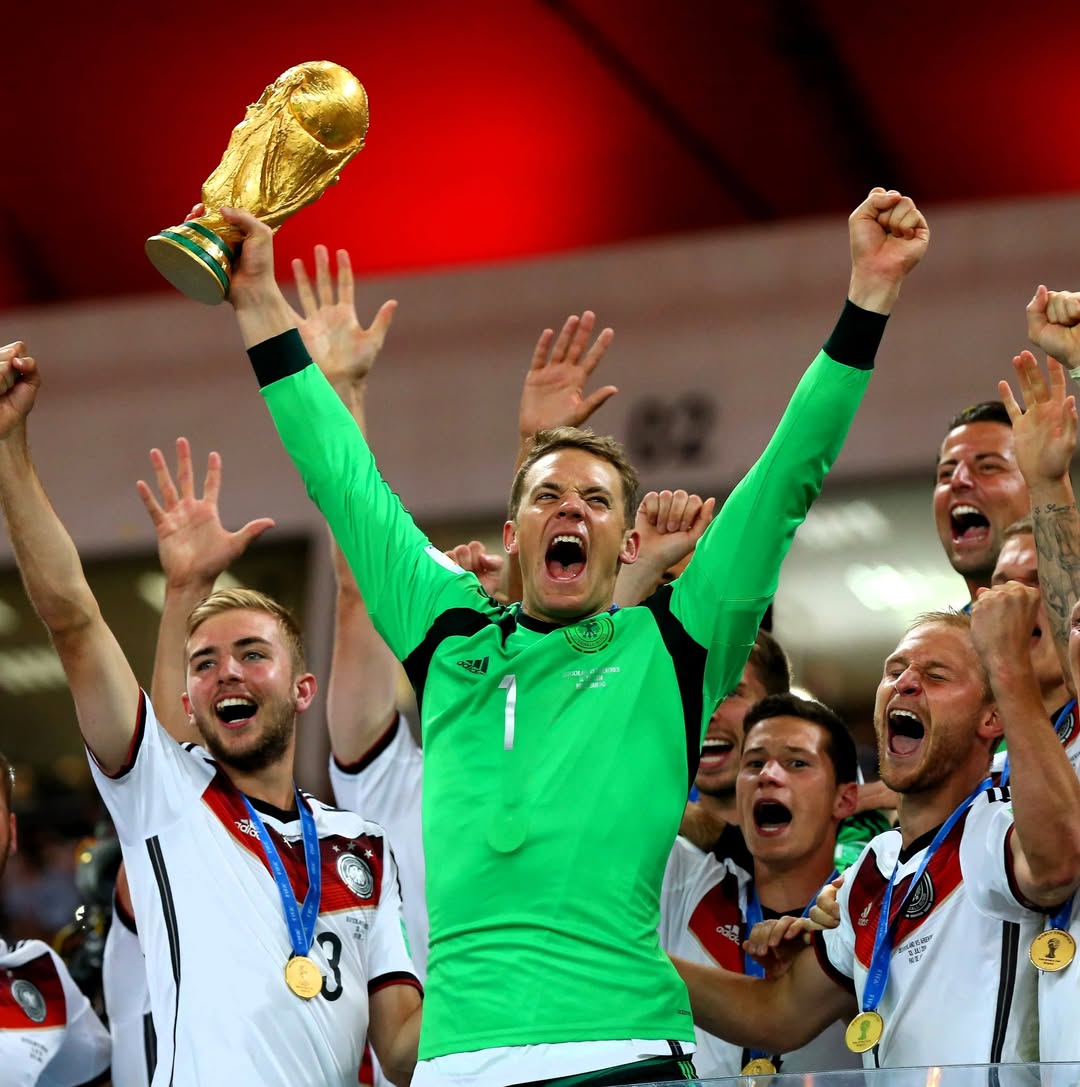 2014 Germany #1 NEUER GK Jersey (L) L/S