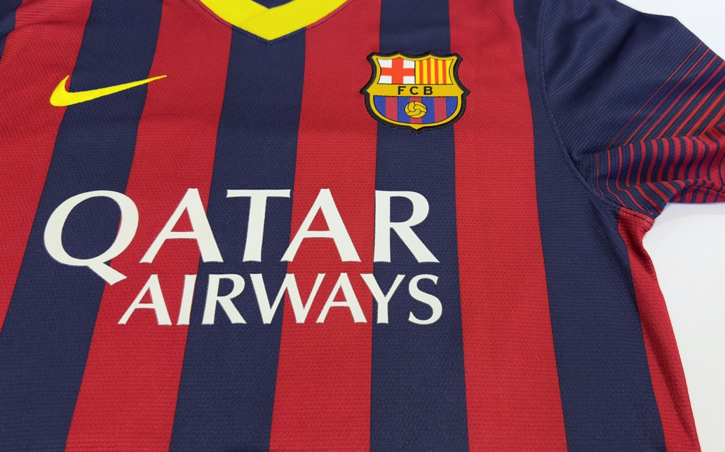 2013/14 Barcelona #11 NEYMAR JR Home Jersey (S)