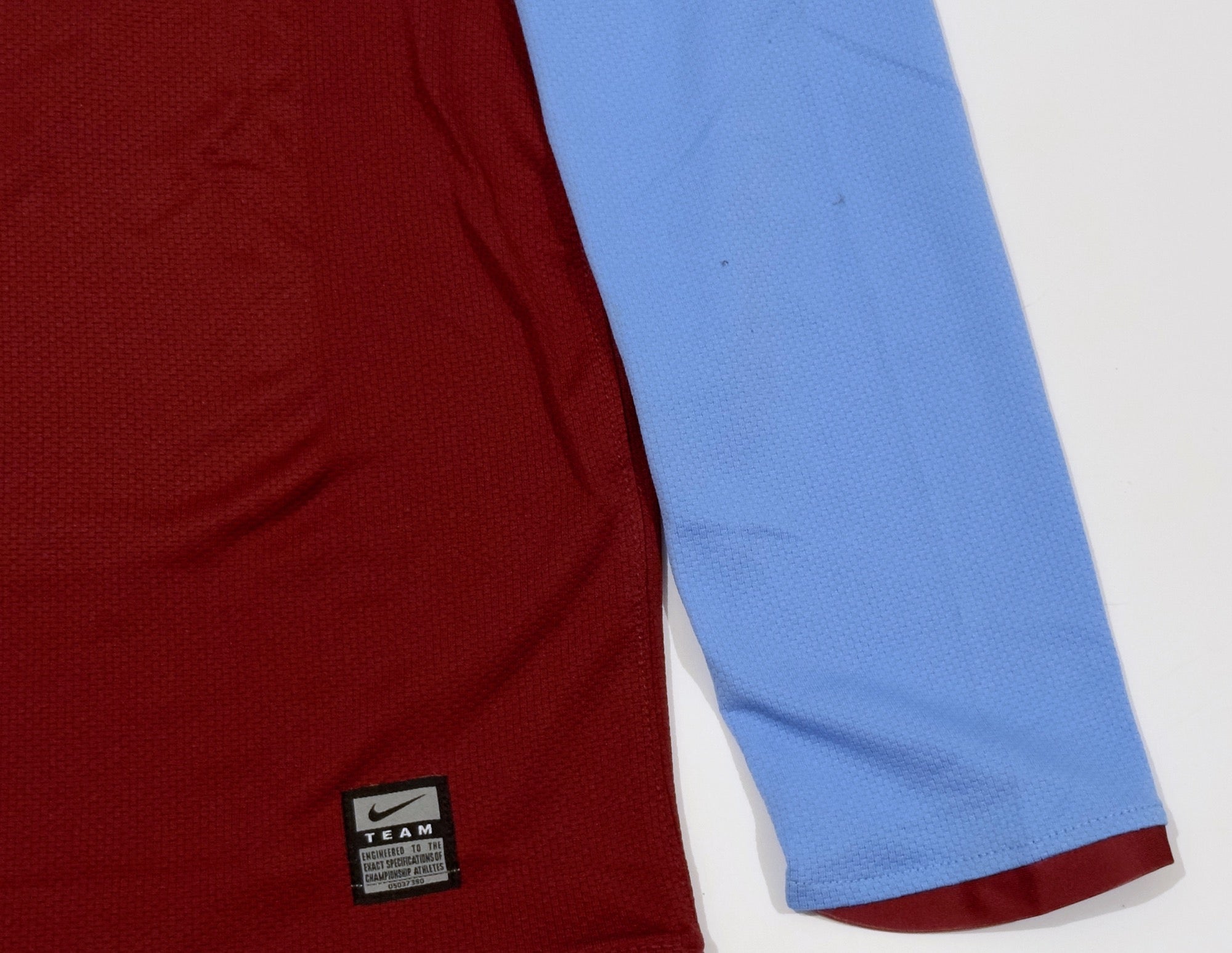 2008/09 Aston Villa #7 YOUNG Home Jersey (L) L/S
