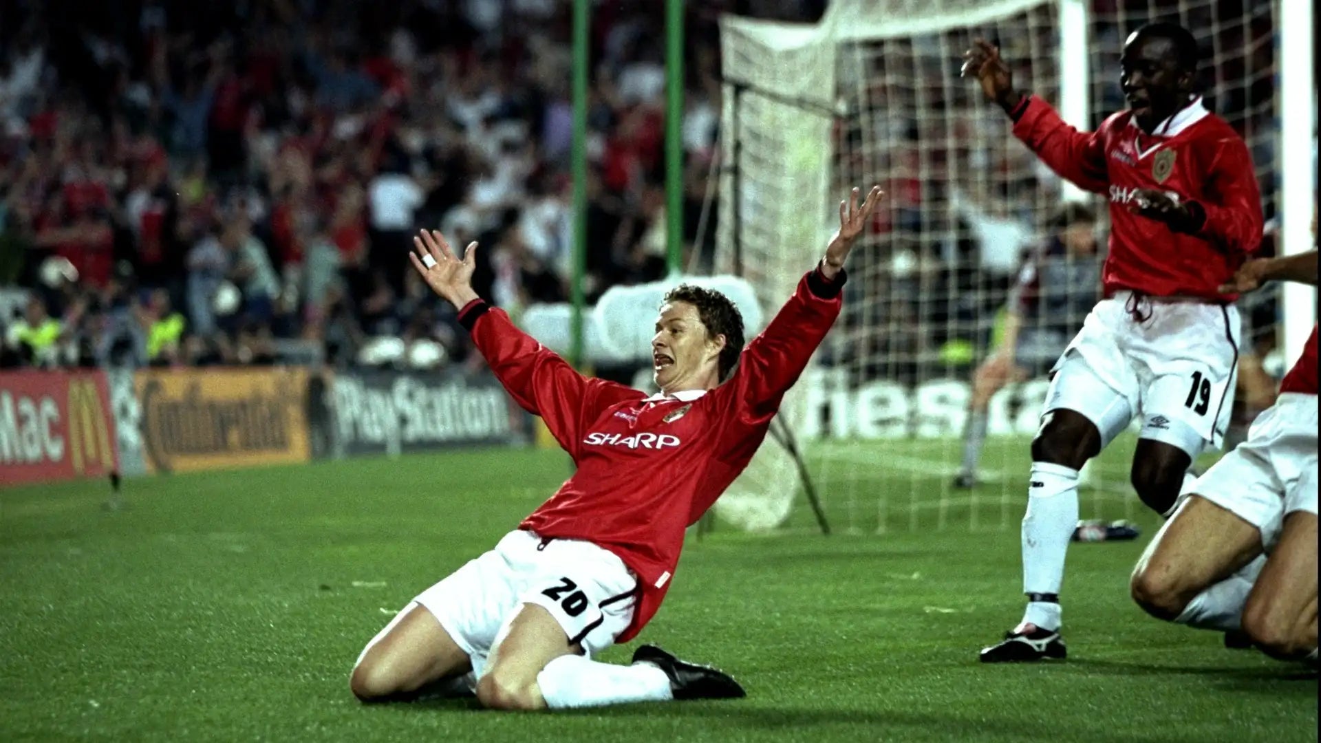 1997/99 Man Utd UCL Home Jersey (Y)