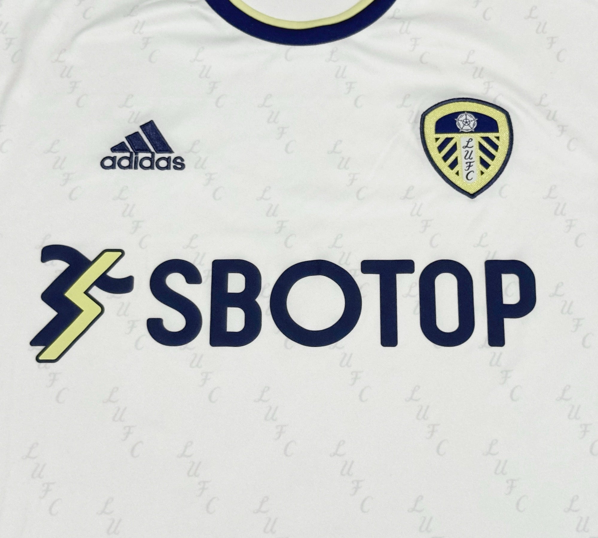 2022/23 Leeds United Home Jersey (L)
