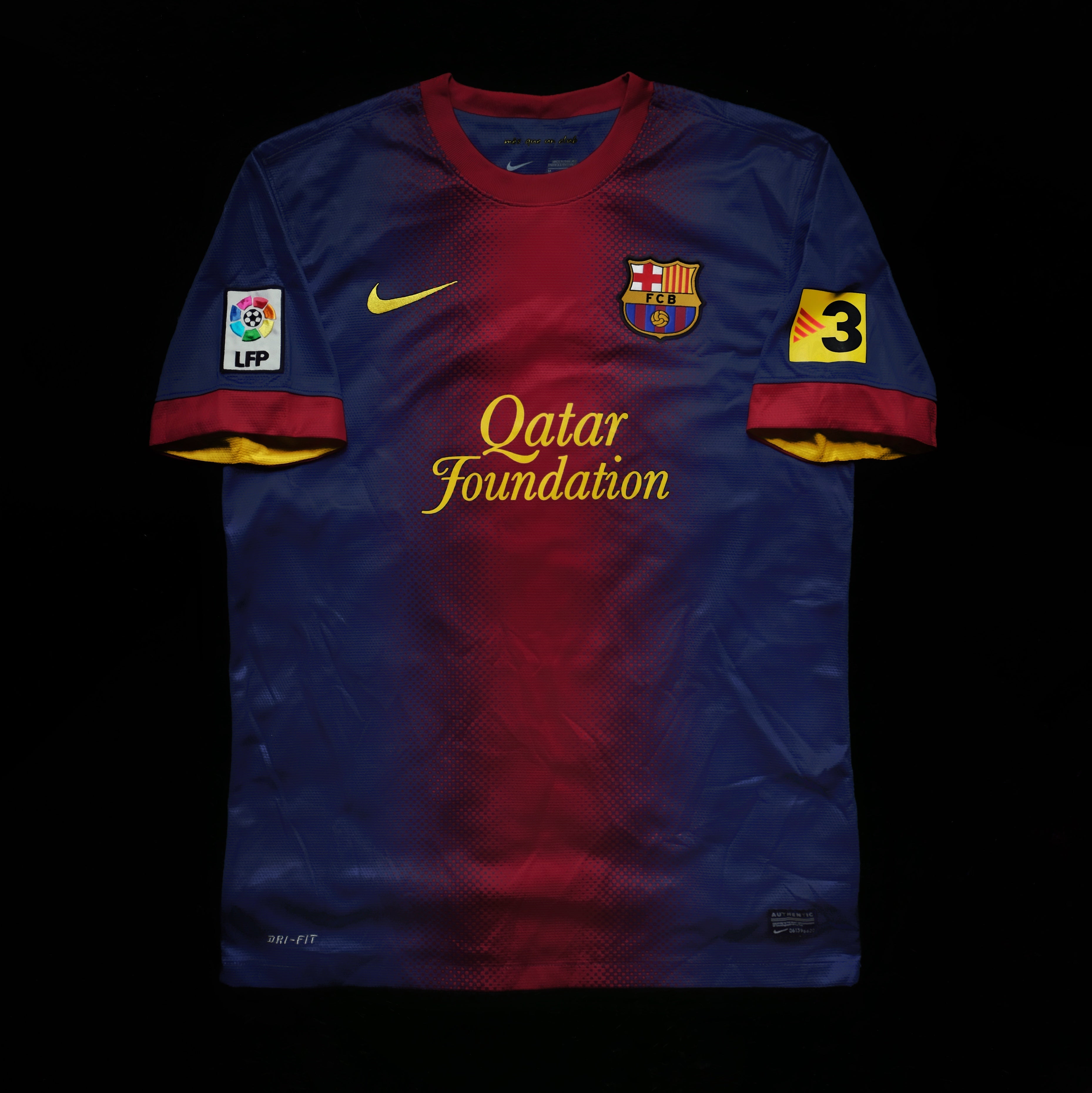 2012/13 Barcelona #8 A. INIESTA Home Jersey (M) – Double Kick
