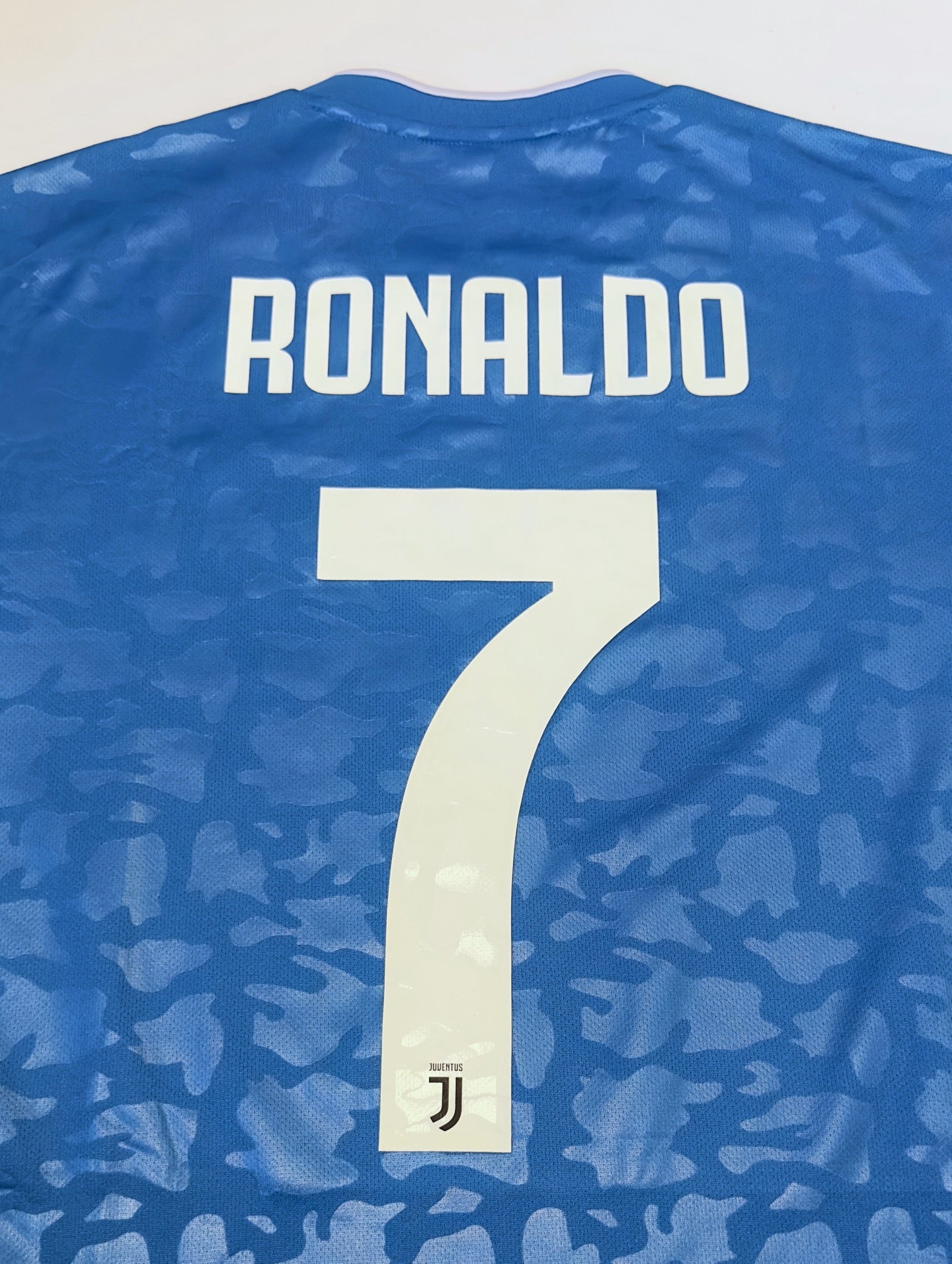 2019/20 Juventus #7 RONALDO Third Jersey (S)