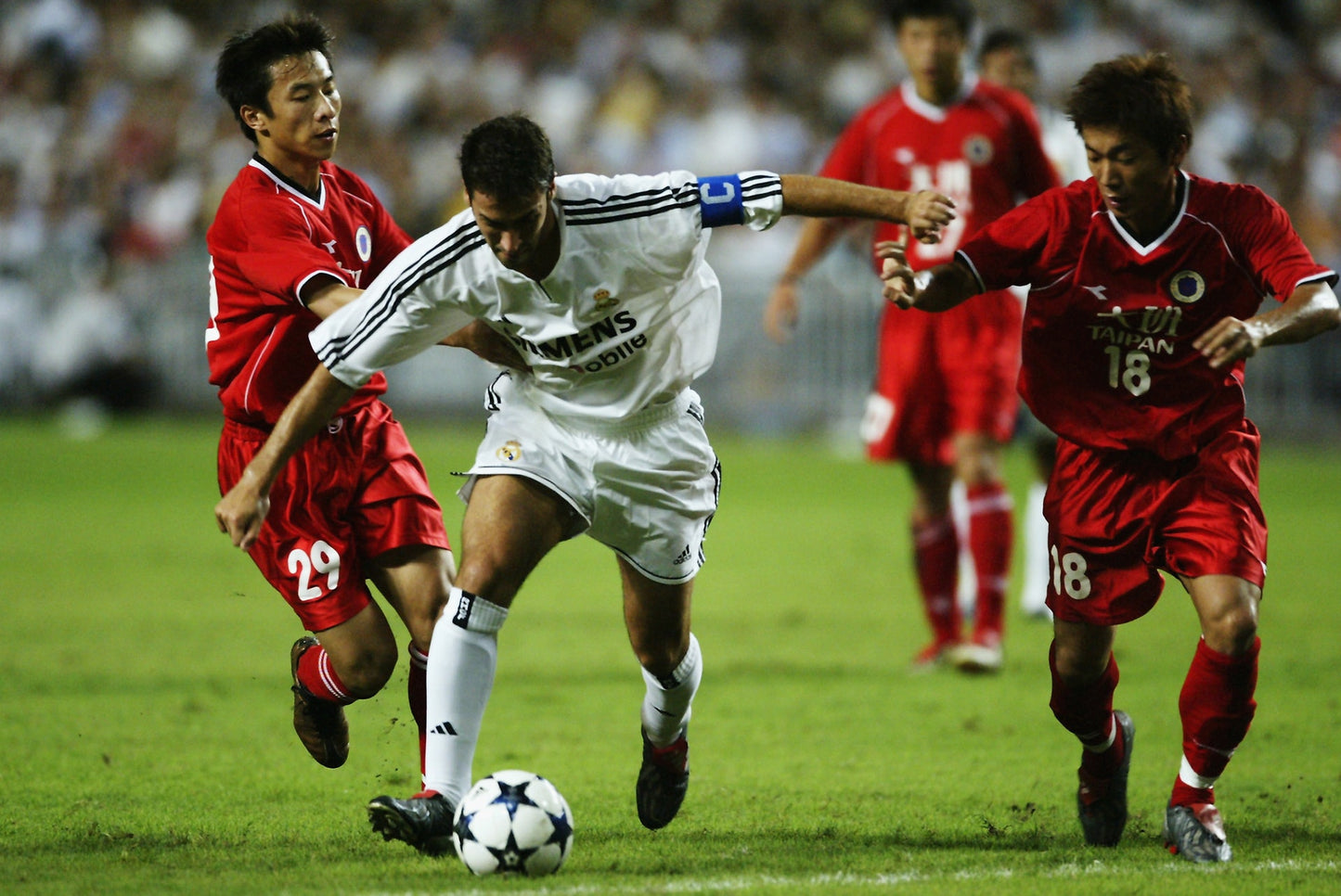 2003/04 Hong Kong Home Jersey (XL)