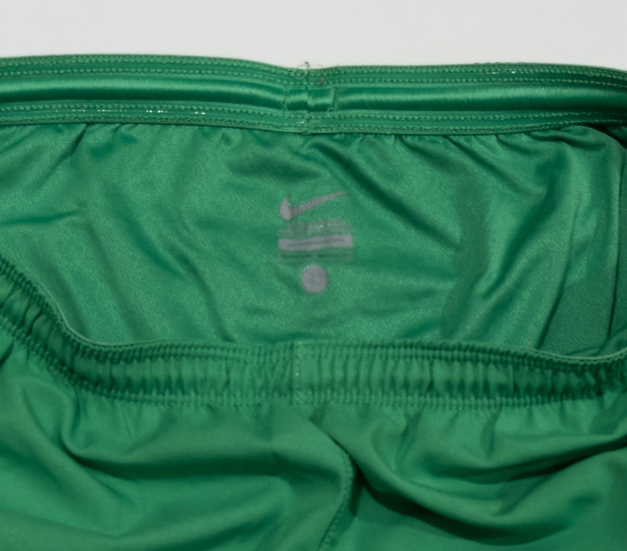 2014/15 Hong Kong #19 GK Jersey (L) with Shorts