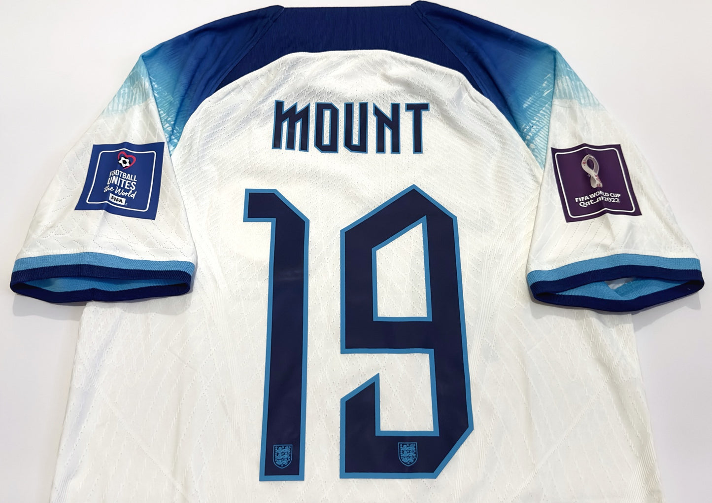 2022/23 England #19 MOUNT Home Jersey (S)