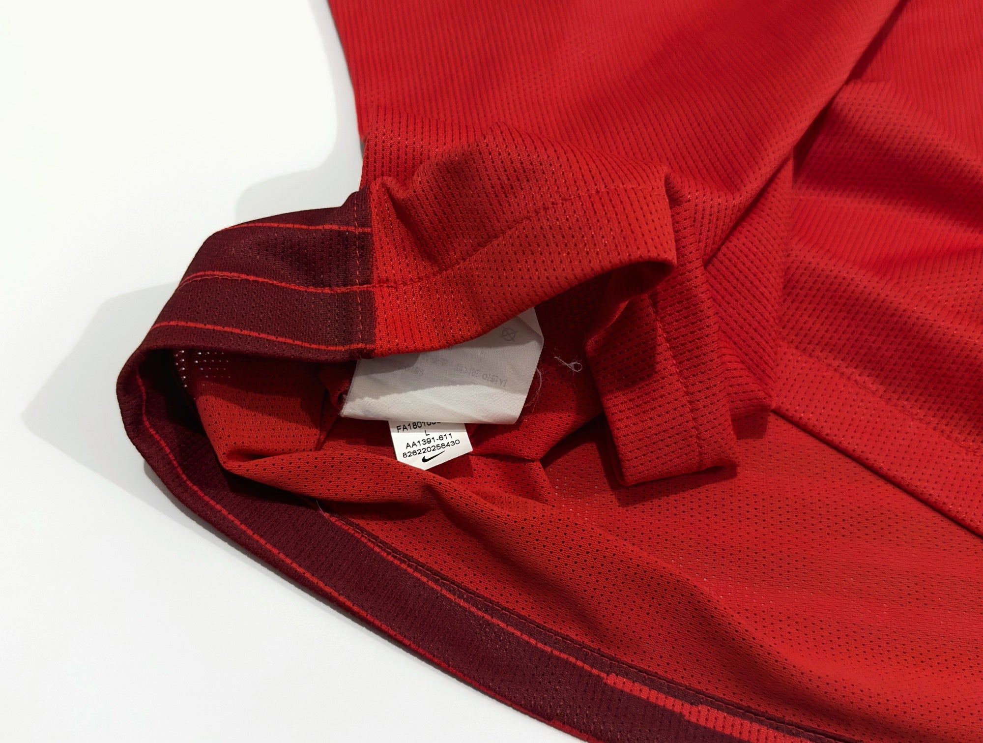 2018/19 Hong Kong Home Jersey (L)