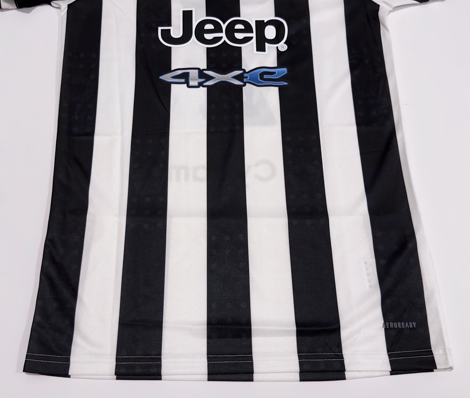 2021/22 Juventus #7 RONALDO Home Jersey (M)