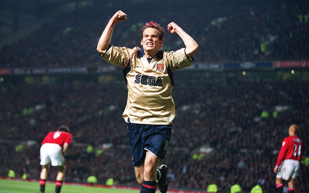 2001/02 Arsenal #8 LJUNGBERG Away Jersey (XL)