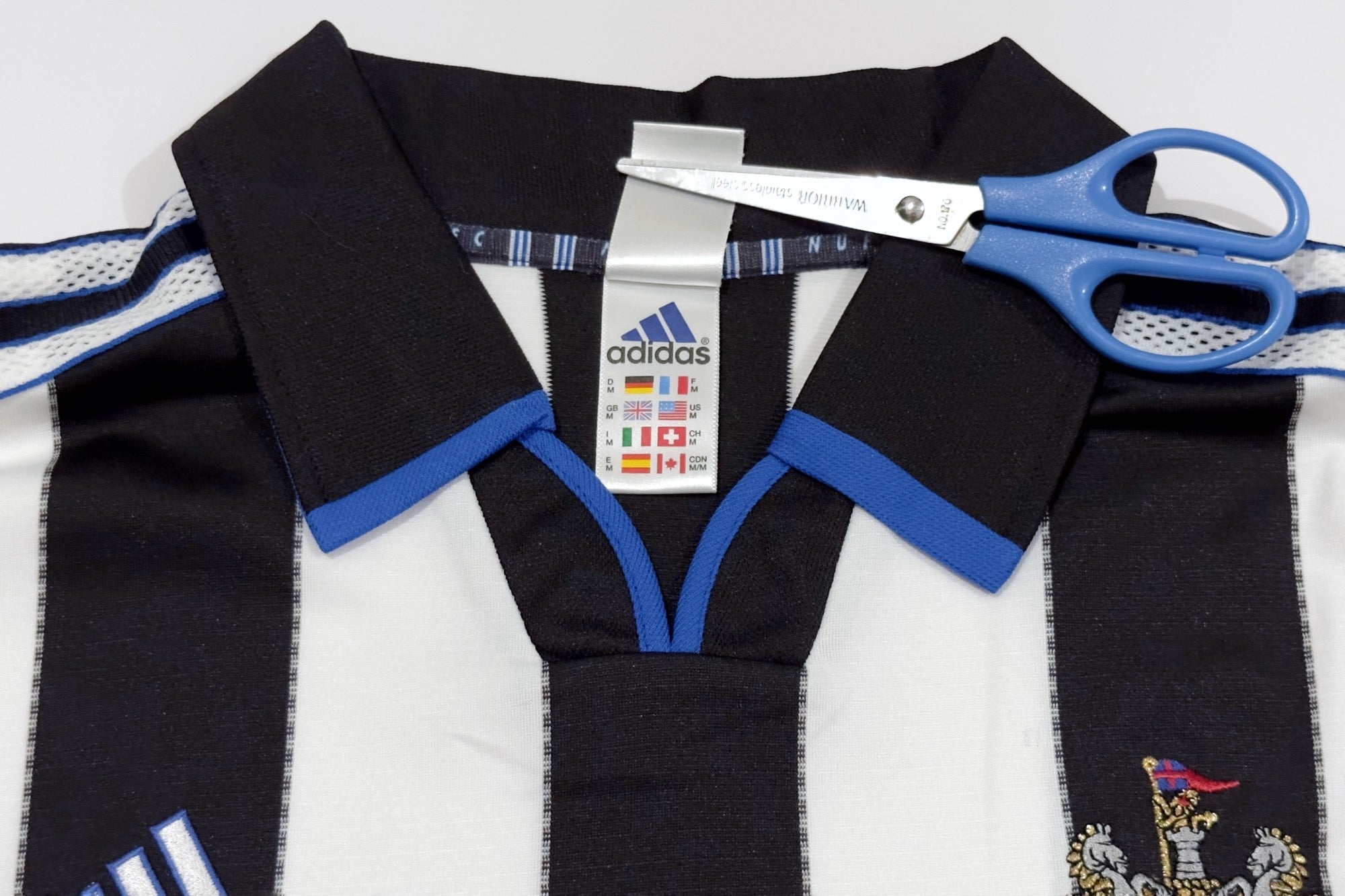 1999/00 Newcastle Home Jersey (M)