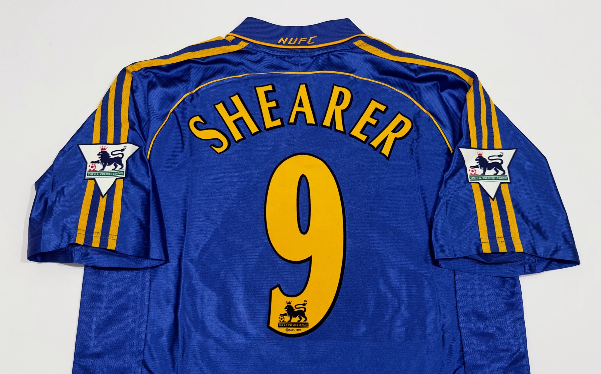 1998/99 Newcastle #9 SHEARER Away Jersey (L)