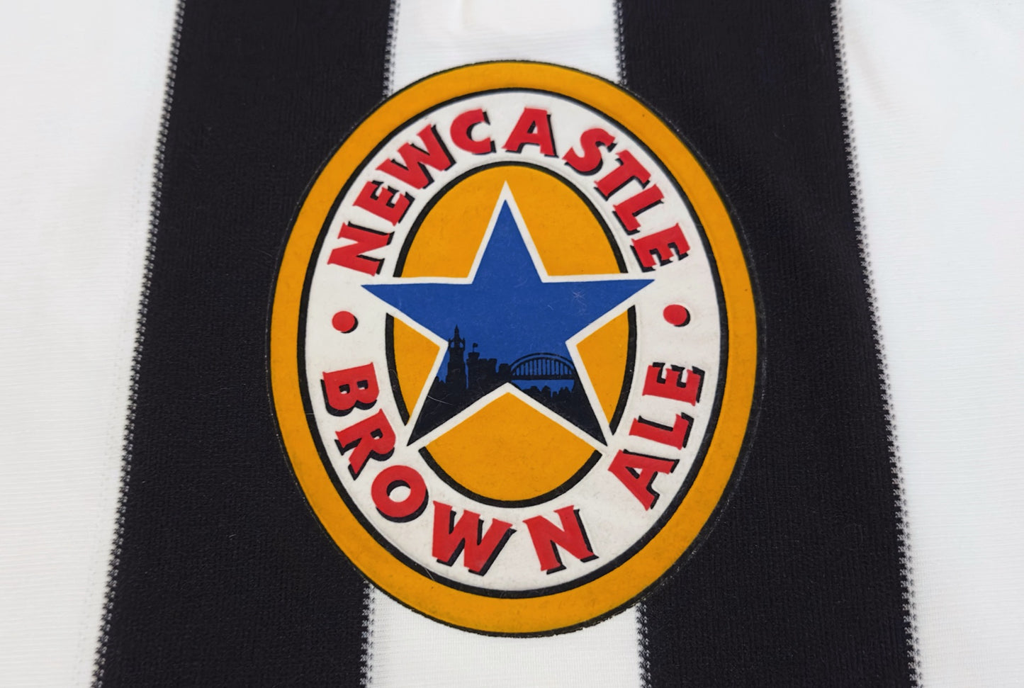 1995/97 Newcastle Home Jersey (L)