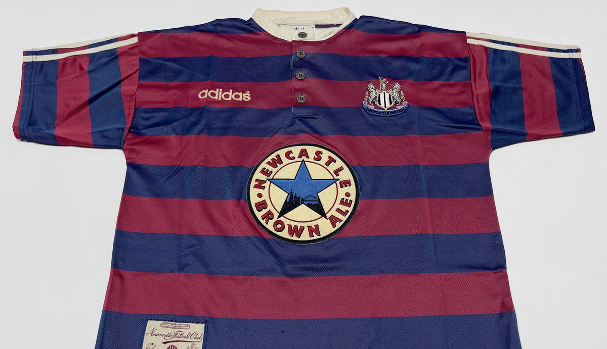 1995/96 Newcastle Away Jersey (M)