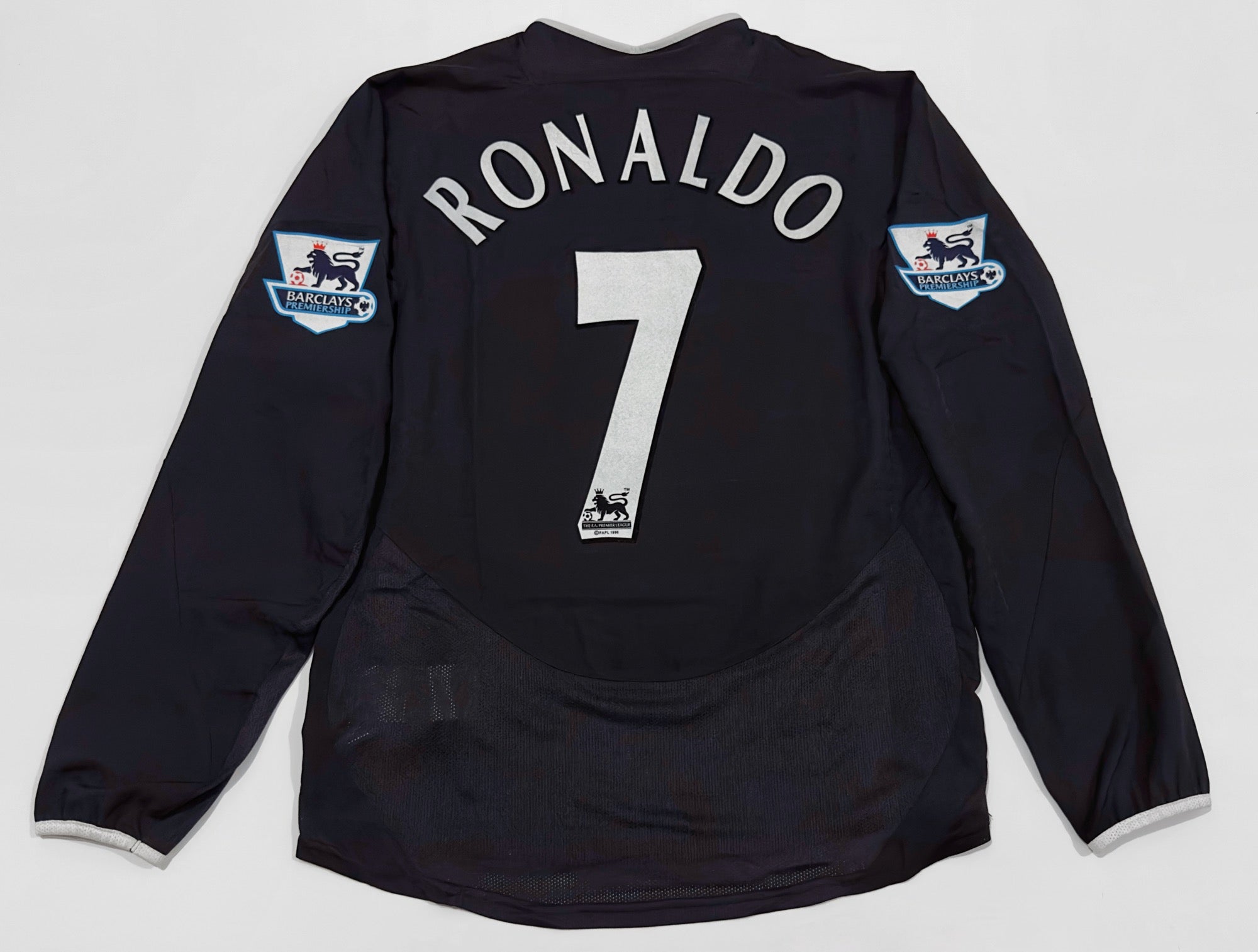 2003/05 Man Utd #7 RONALDO Away Jersey (S) L/S