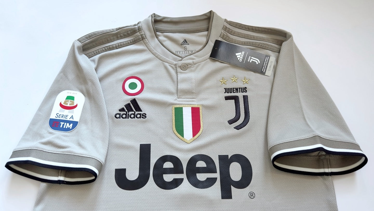 2018/19 Juventus #7 RONALDO Away Jersey (S)