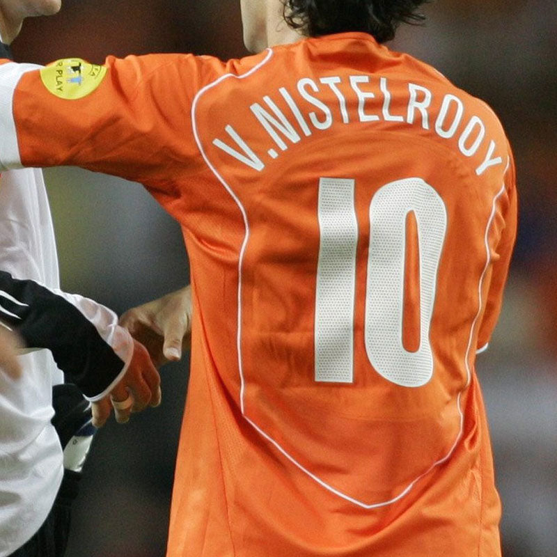 2004/05 Netherlands Home Jersey (L)