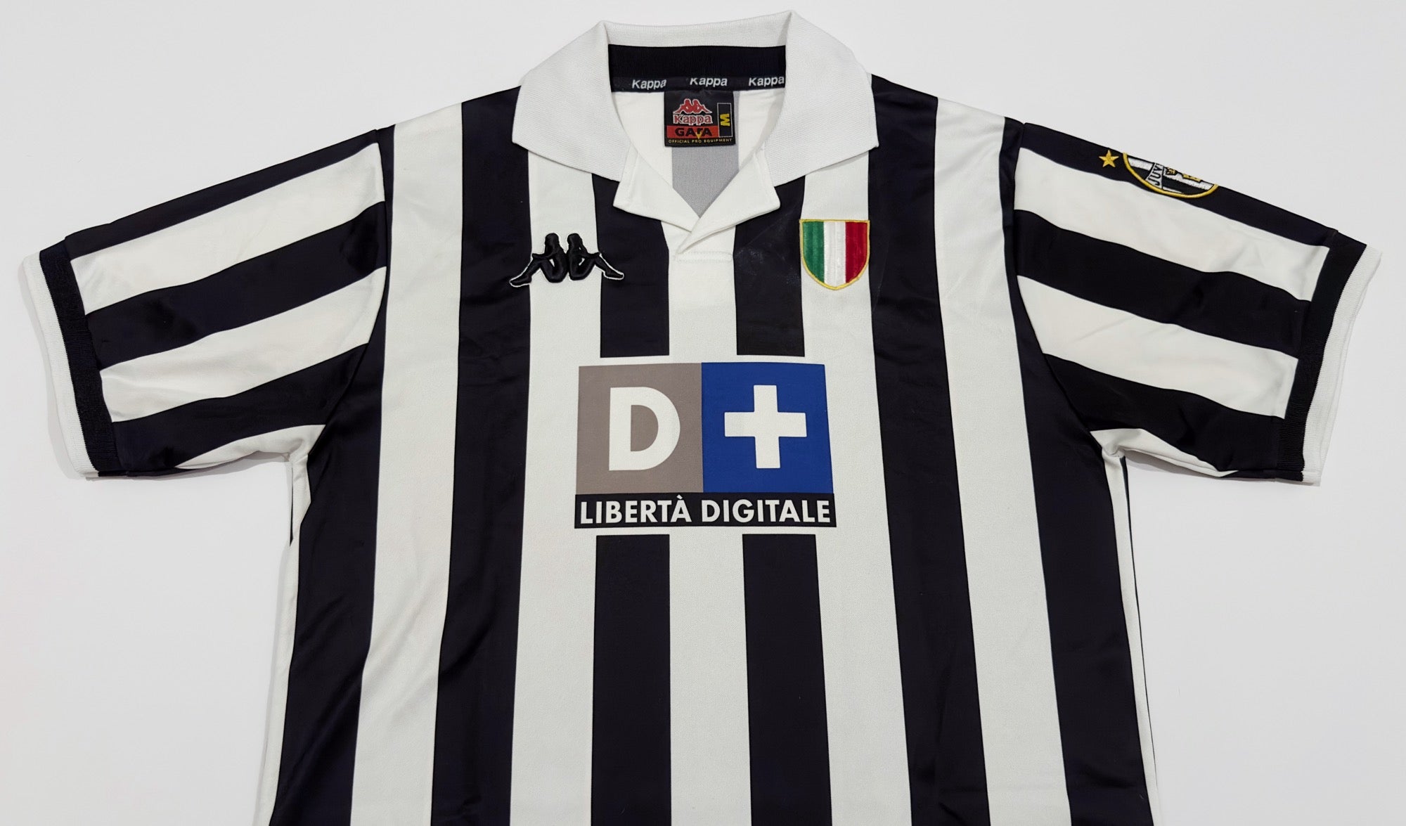 1998/99 Juventus Home Jersey (M)