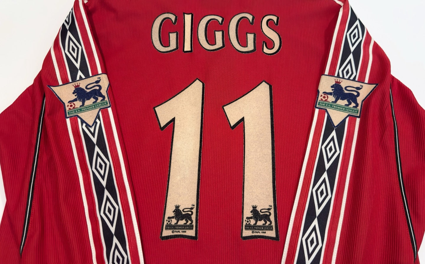 1998/99 Man Utd #11 GIGGS Home Jersey (Y) L/S