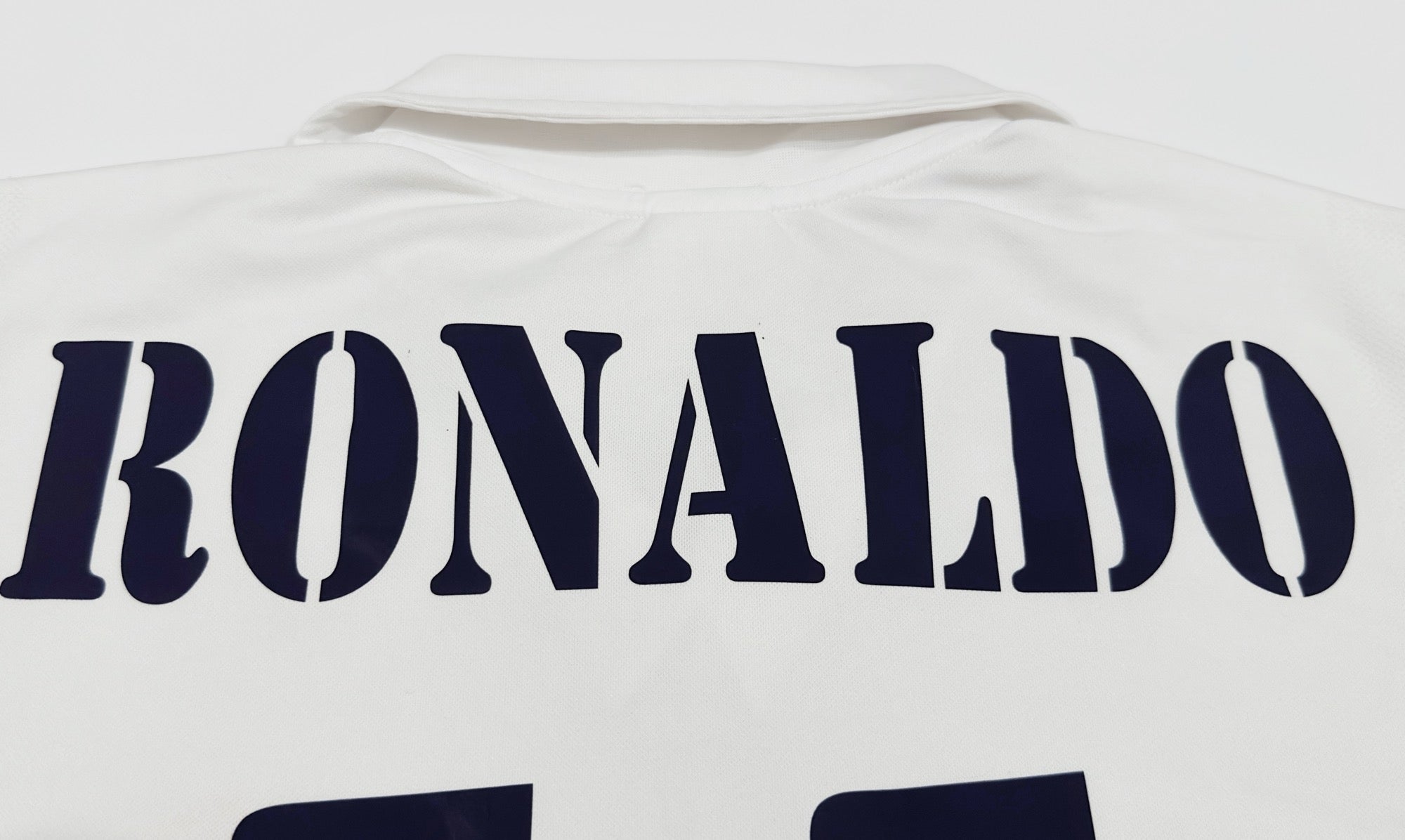 2002/03 Real Madrid #11 RONALDO Home Jersey (M)