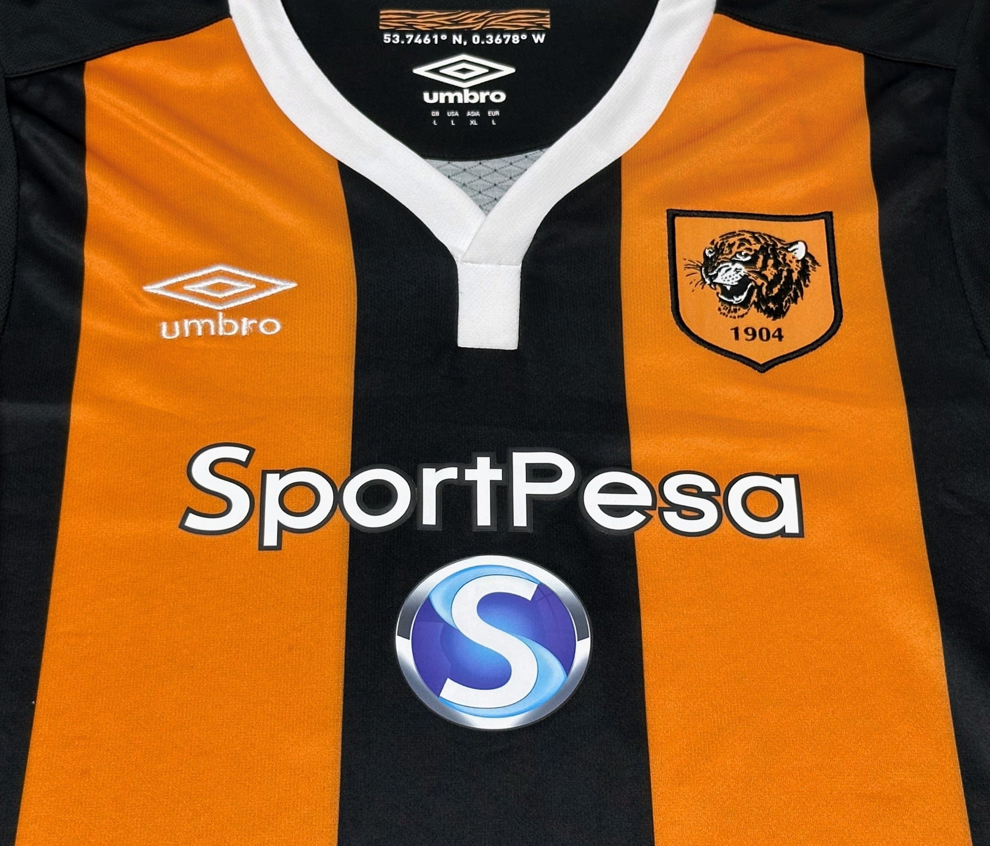 2016/17 Hull City #5 MAGUIRE Home Jersey (L)