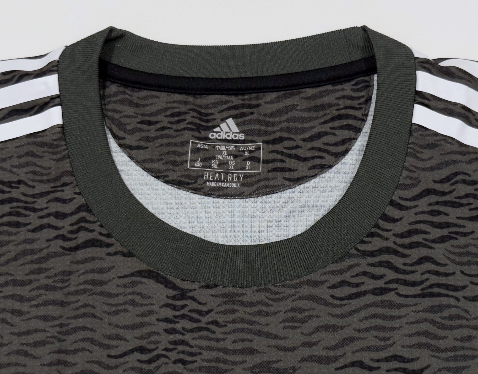 2020/21 Man Utd #18 B. FERNANDES Away Jersey (XL)