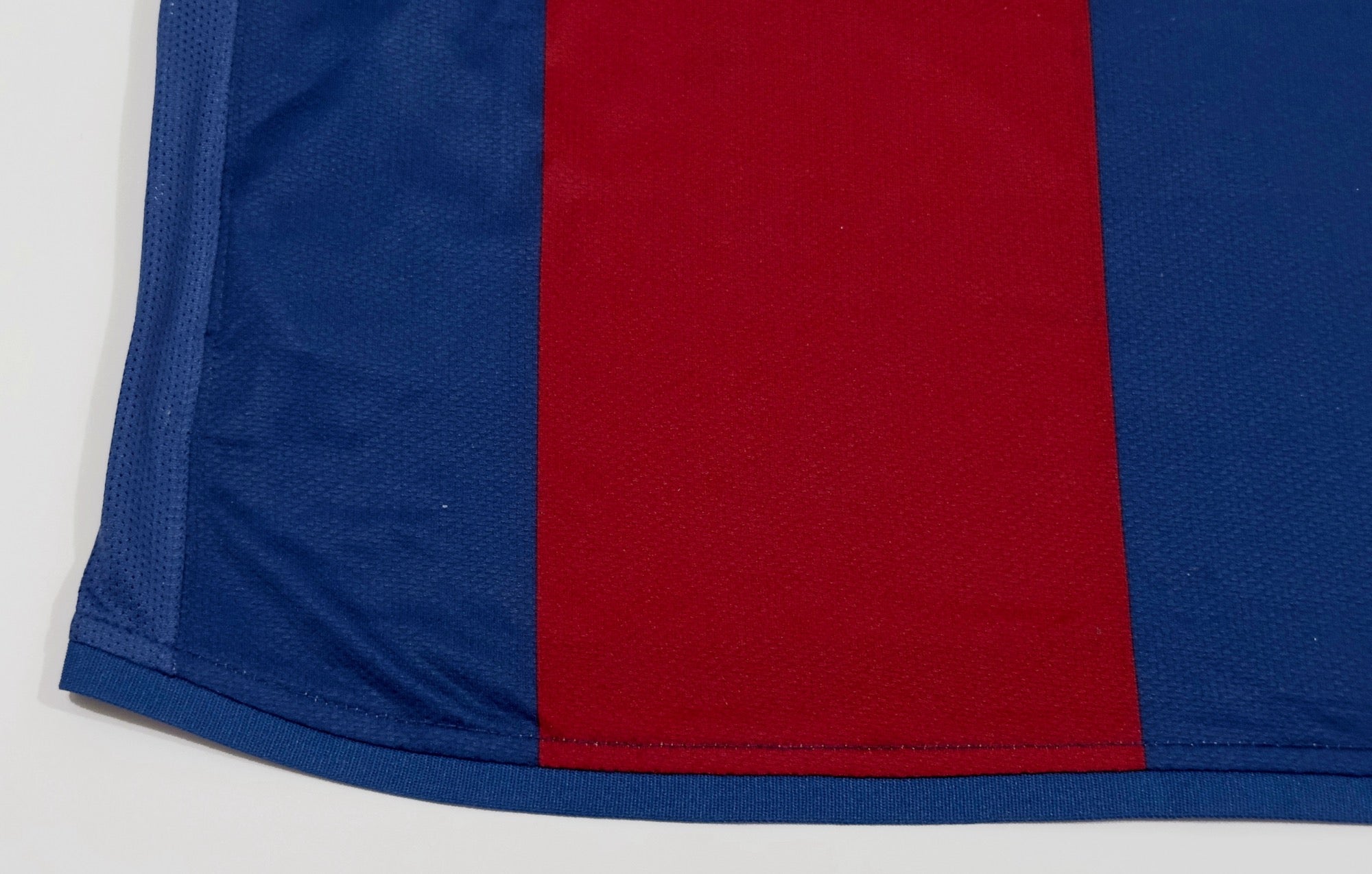 2006/07 Barcelona #19 MESSI Home Jersey (M)